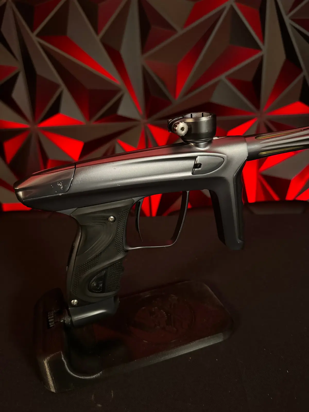 Used Dlx Luxe Tm40 Paintball Marker - Polished Pewter/ Dust Pewter W/2 Freak Xl Inserts 1
