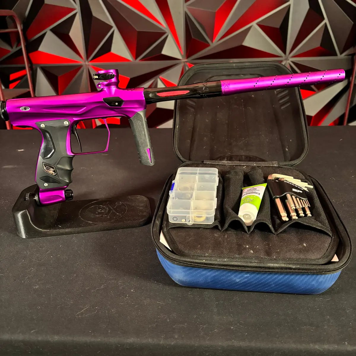 Used Shocker Amp Paintball Gun - Purple/Black 1