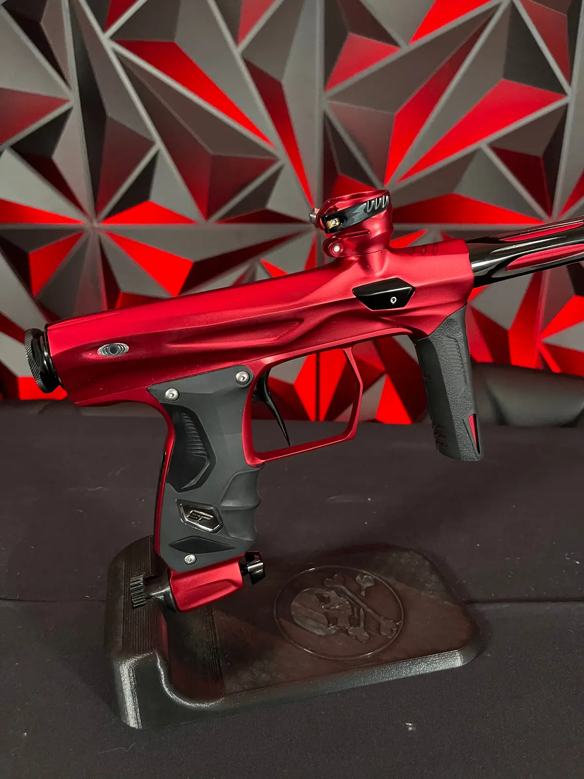 Used Shocker Amp Paintball Gun - Red 1