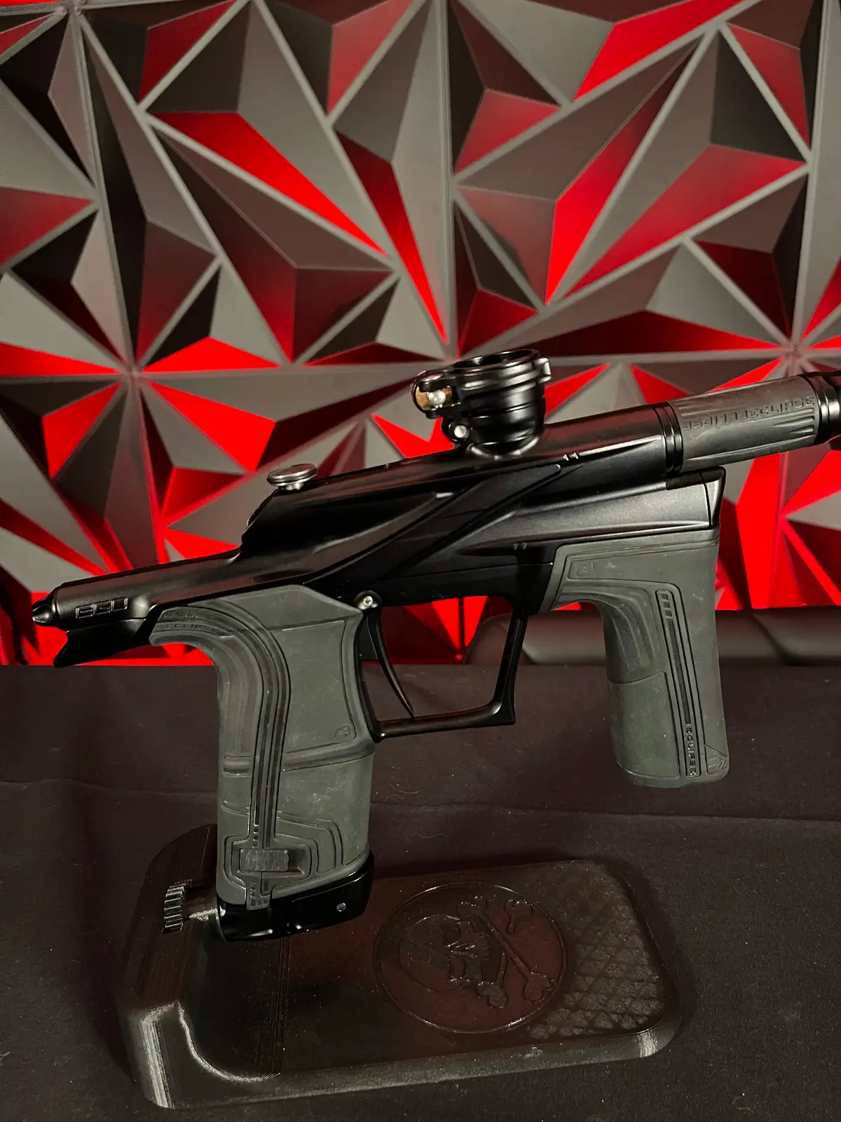 Used Planet Eclipse Lv2 Paintball Gun - Midnight W/ 2 S63 Barrel Inserts 1