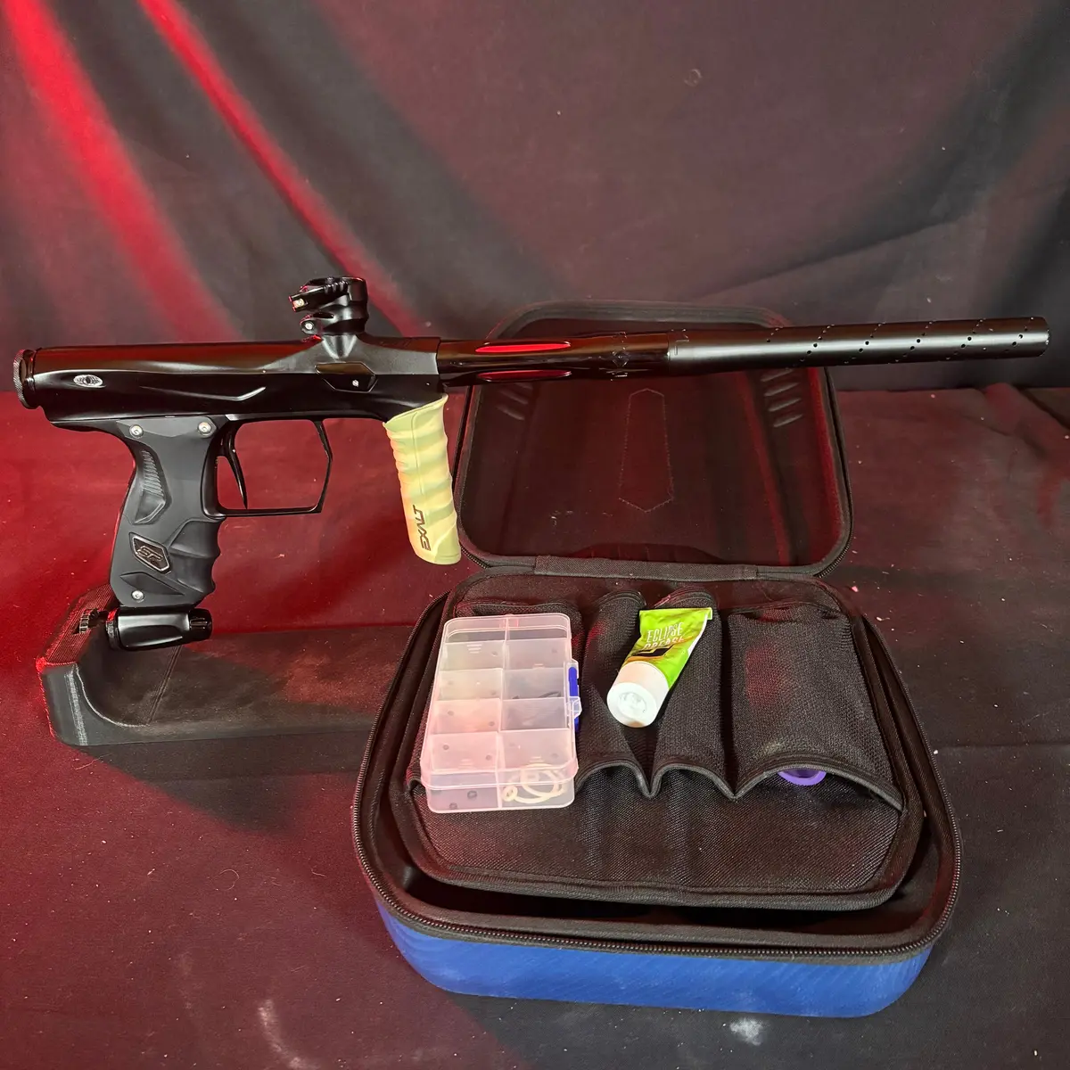 Used Shocker Amp Paintball Gun- Black 1