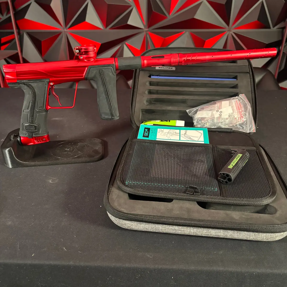 Used Planet Eclipse Geo R5 Paintball Gun - Red 1