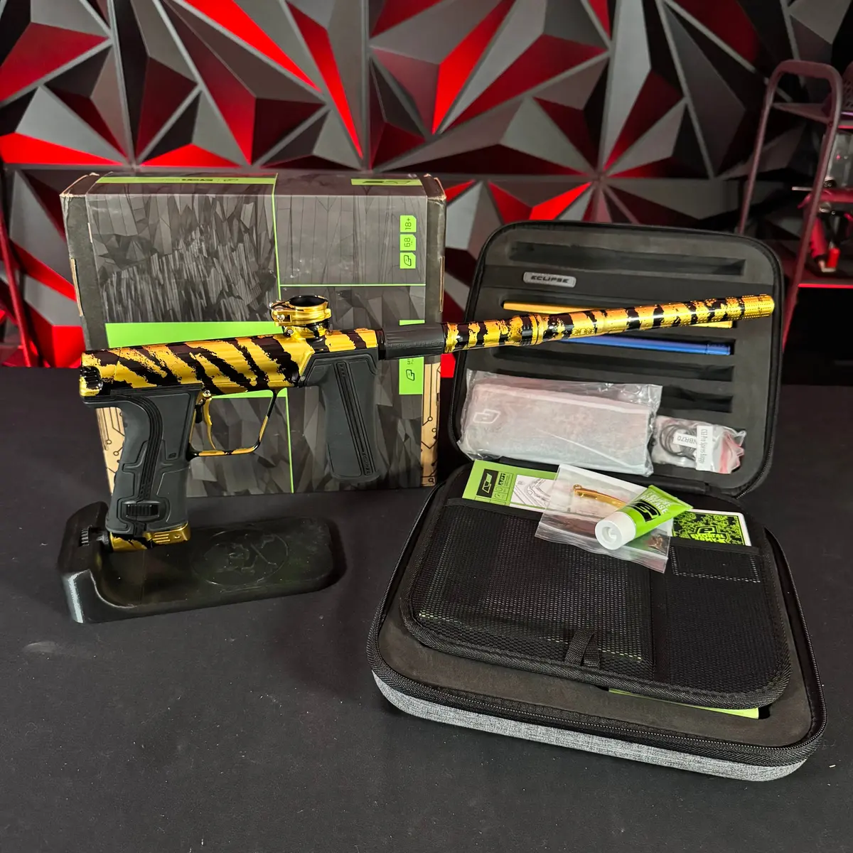 “Ultimate” Planet Eclipse Cs3 Pro Package Paintball Gun - Polished Tiger (Gold/Black Tiger Stripe) 1