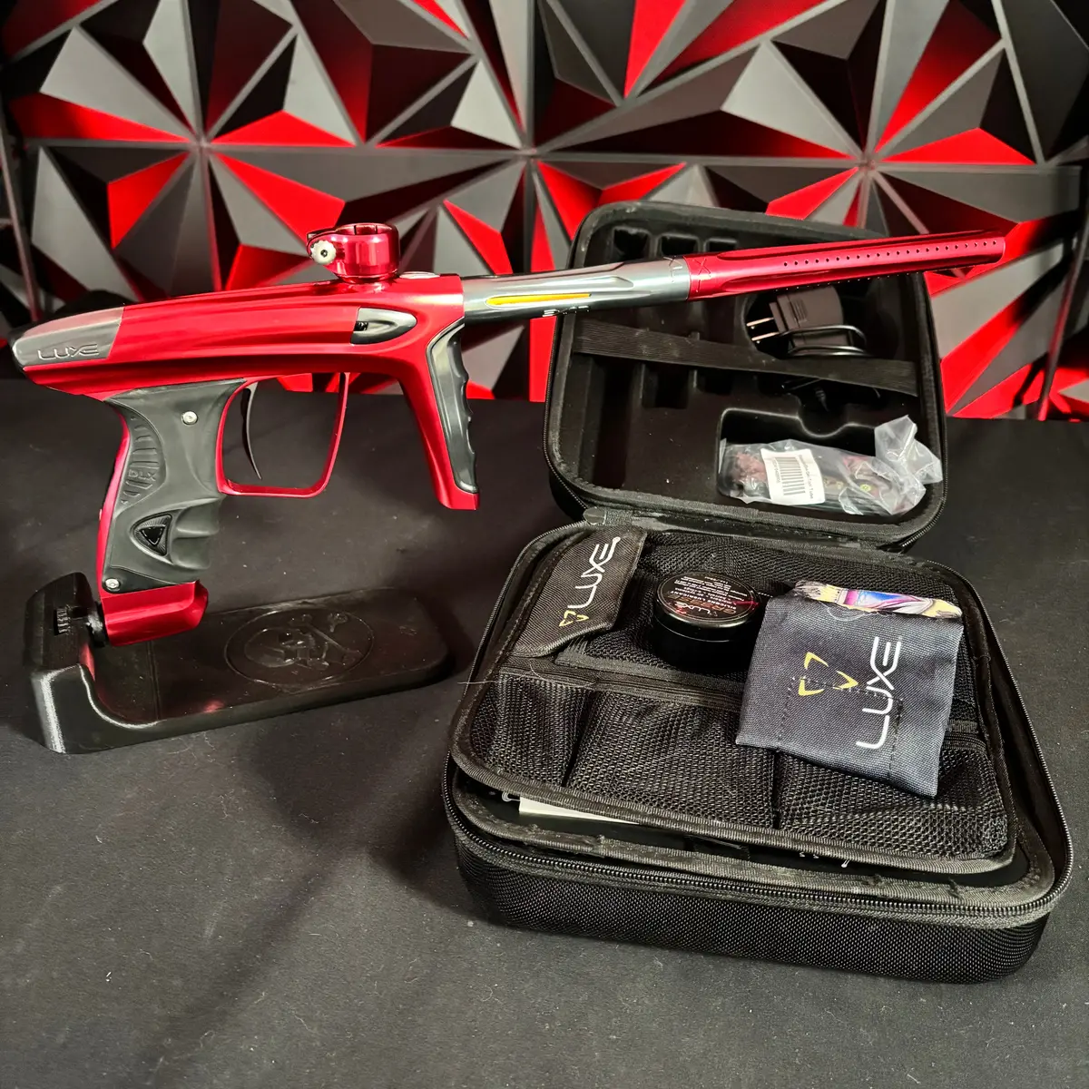 Used Dlx Luxe Ice Paintball Gun - Red/ Pewter 1
