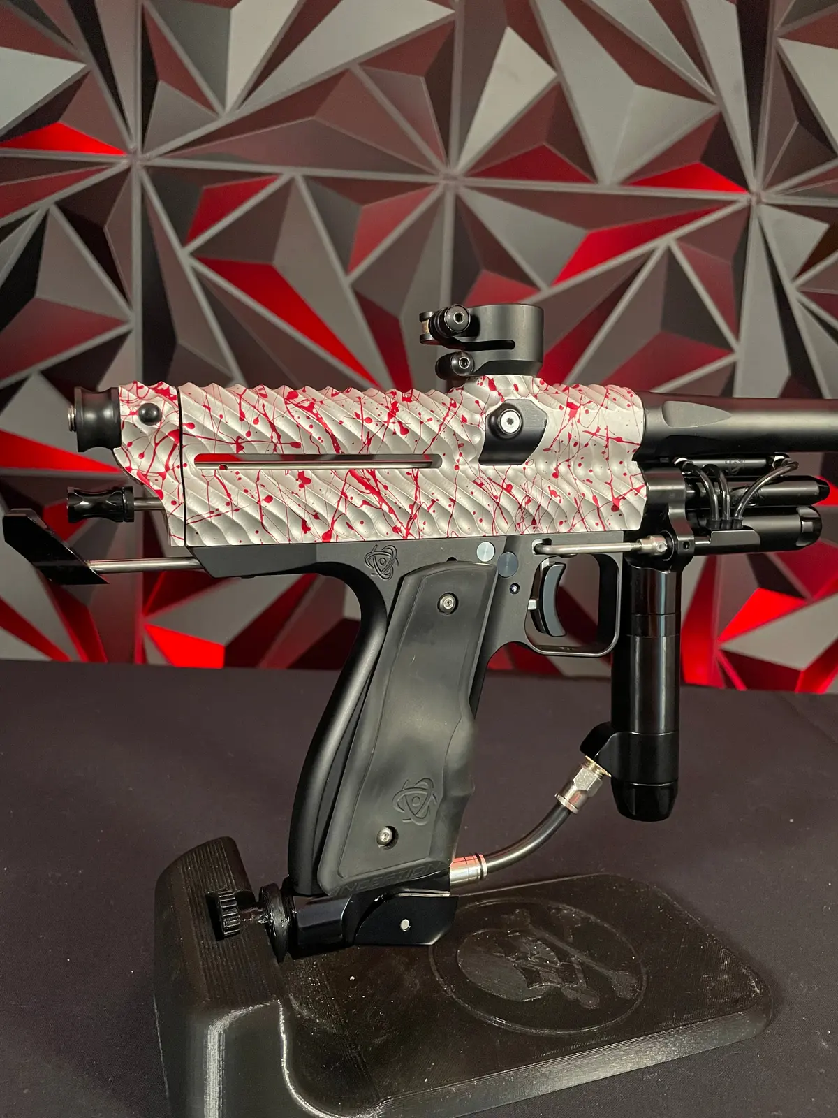 Used Inception Designs Twister Autococker Paintball Gun - Red Splash #128 W/4 Backs & 2 Tips 1