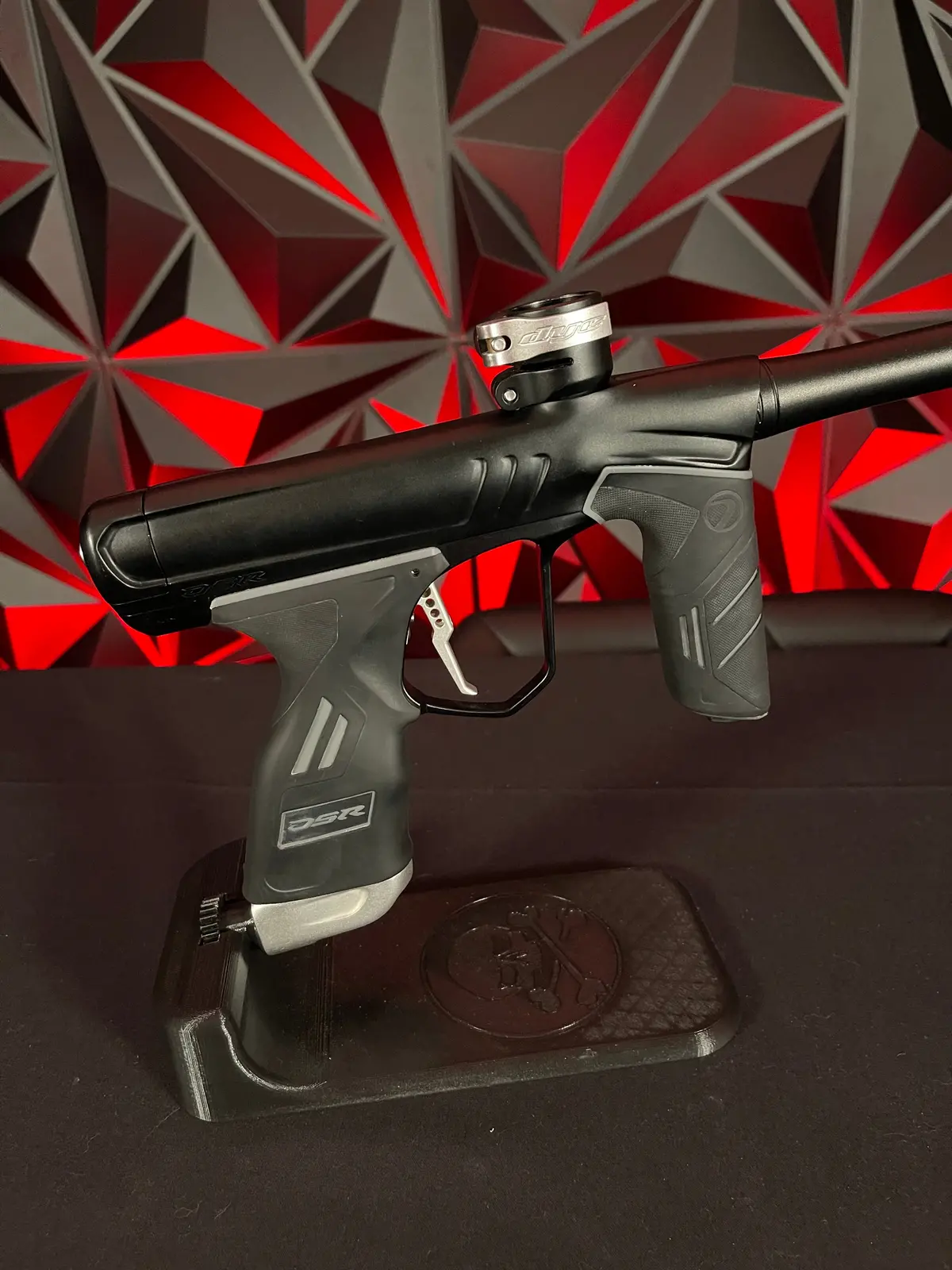 Used Dye Dsr+ Paintball Gun - Dust Black W/ Silver Asa 1