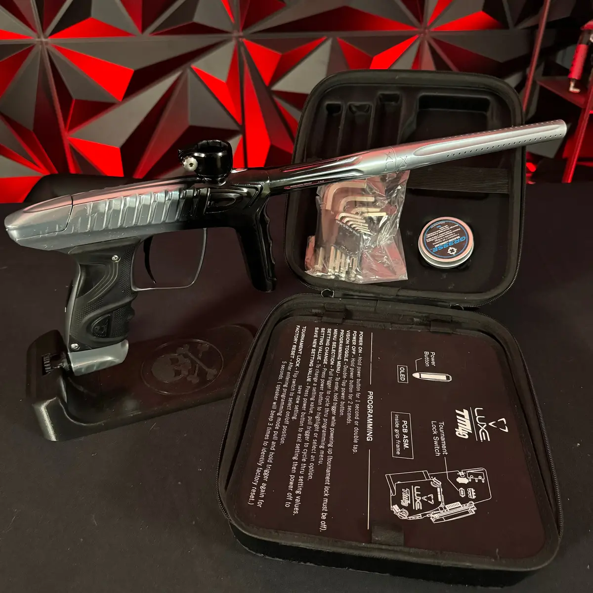 Used Dlx Project Tm40 Paintball Gun - Polished Silver/Black Fade 1
