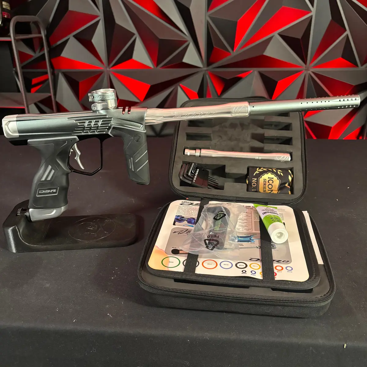 Used Dye Dsr+ Paintball Marker - Icon Pewter/ Grey 1