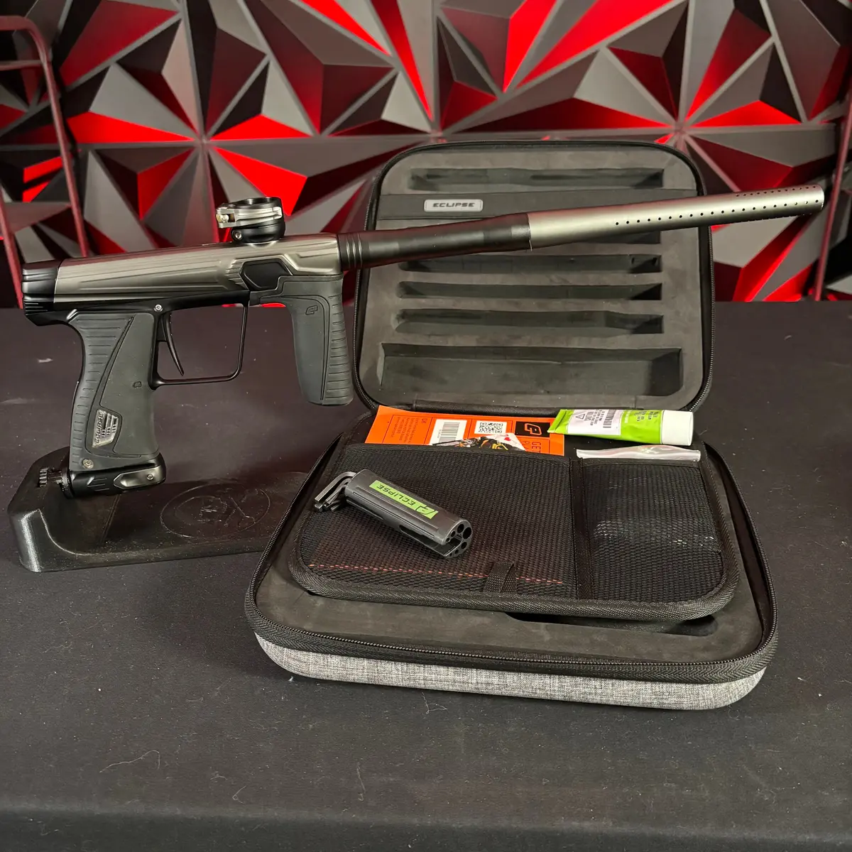 Used Planet Eclipse Gtek 180R Paintball Gun - Graphite/Black 1