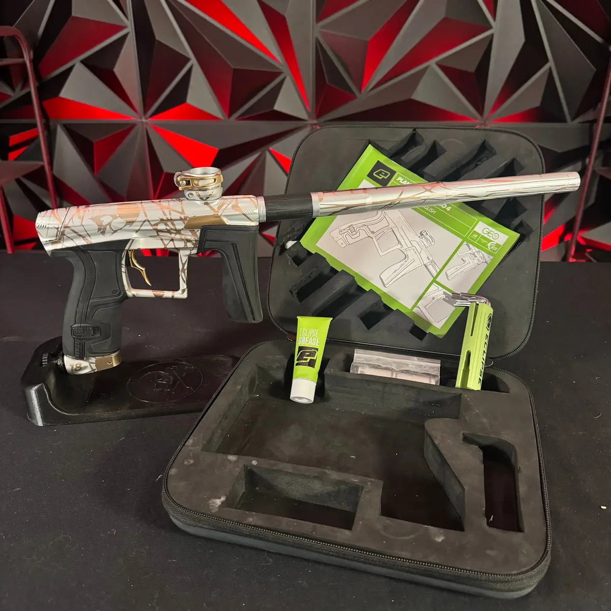 Used Planet Eclipse Geo 4 Paintball Gun - White/Gold Infamous Skull Splash 1