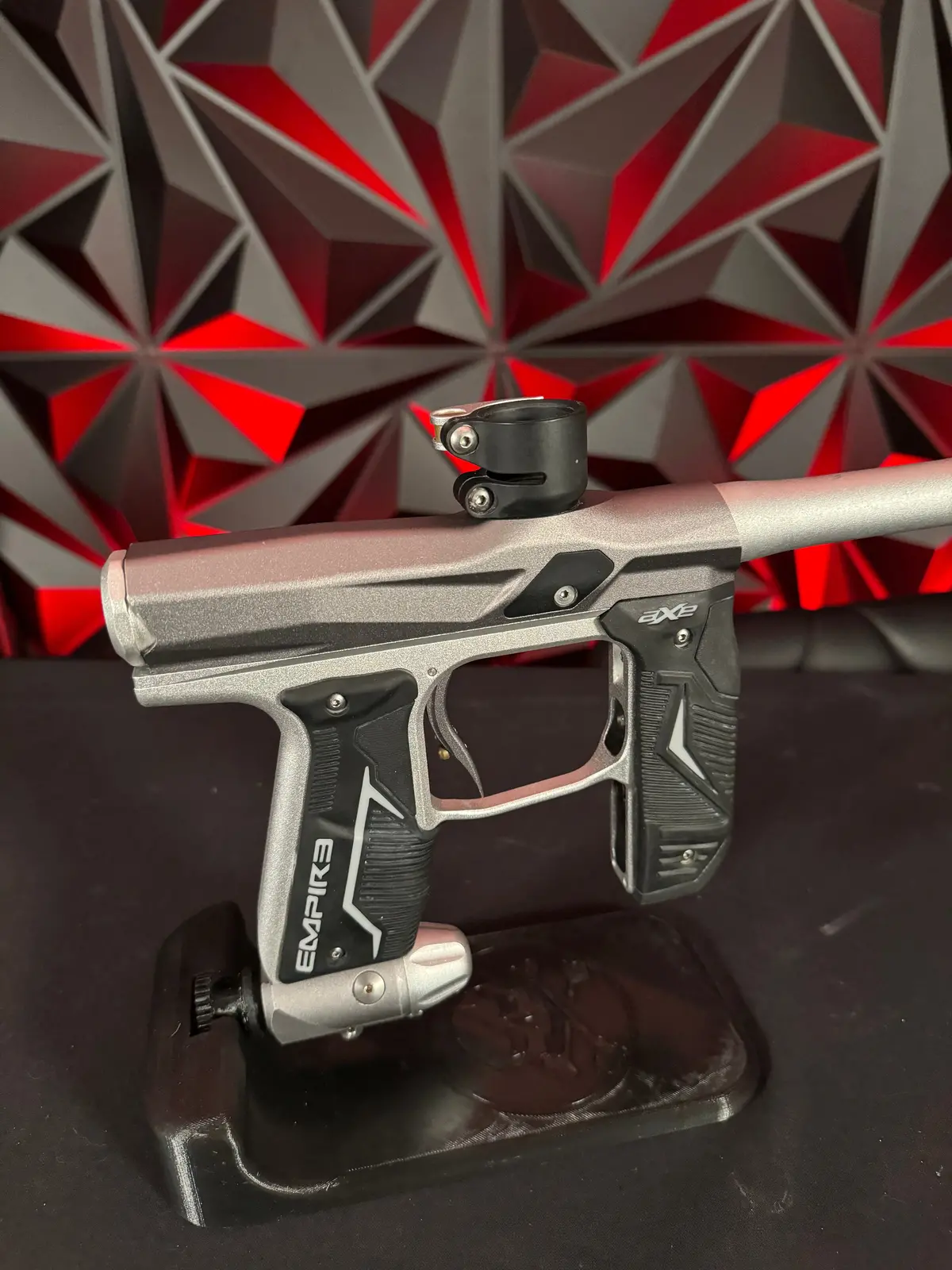 Used Empire Axe 2.0 Paintball Gun - Grey / Silver 1