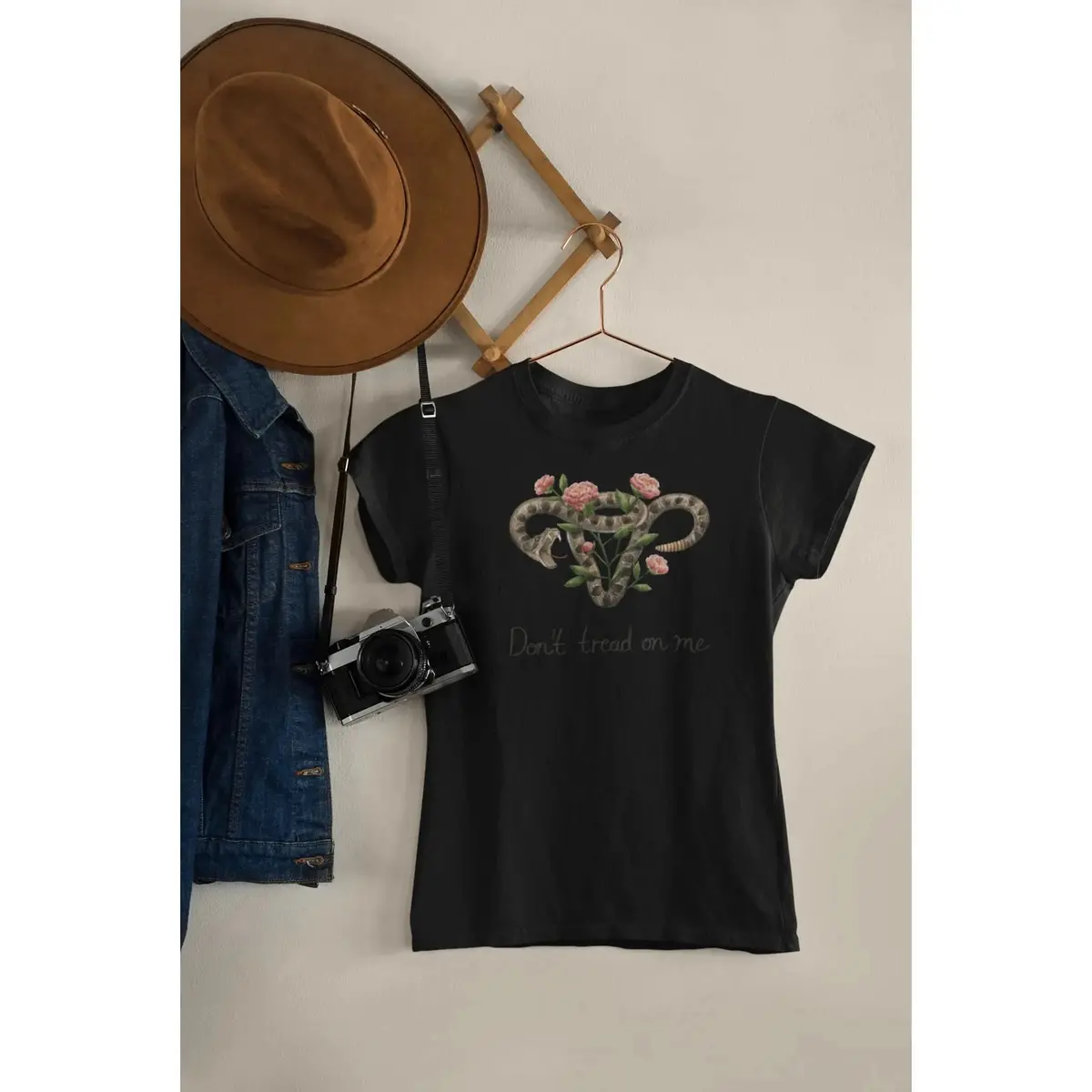 Don’T Tread On Me Uterus With Flowers Women’S T-Shirt 4
