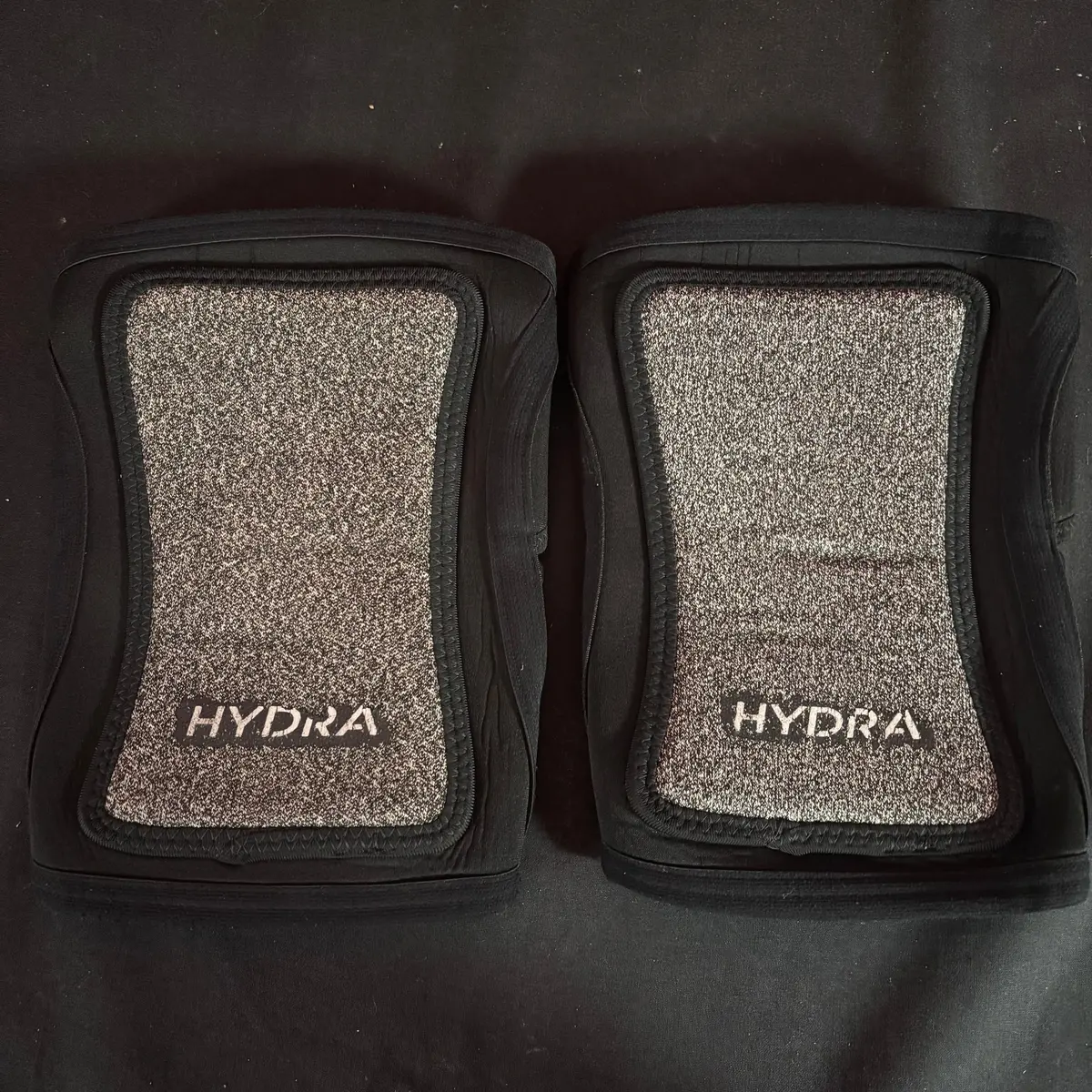 Used Hydra Fit Knee Pads - Large 1