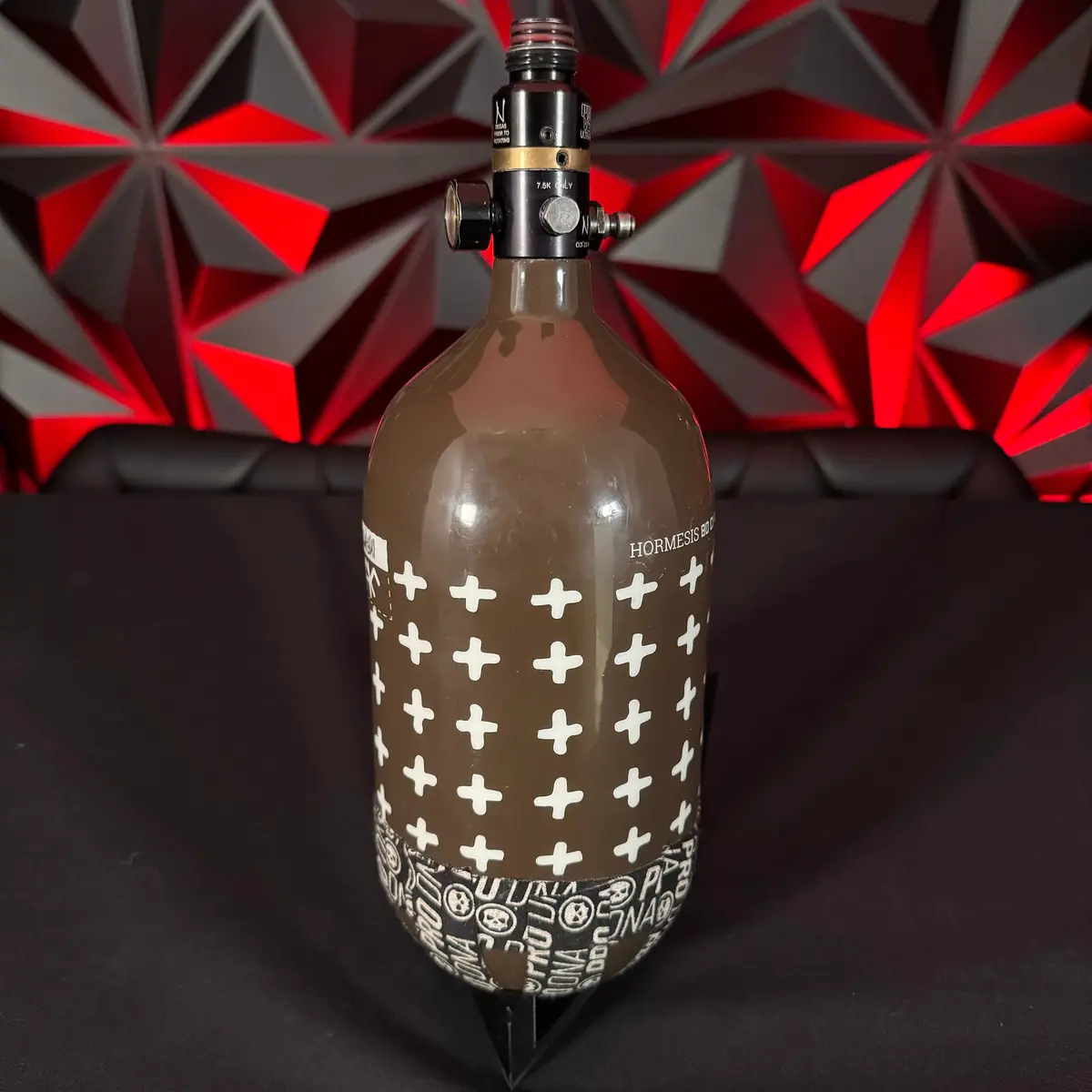 Used Infamous Hormesis Colab 80/4500 Paintball Tank - Brown/White W/Ninja Prov2 Regulator 1