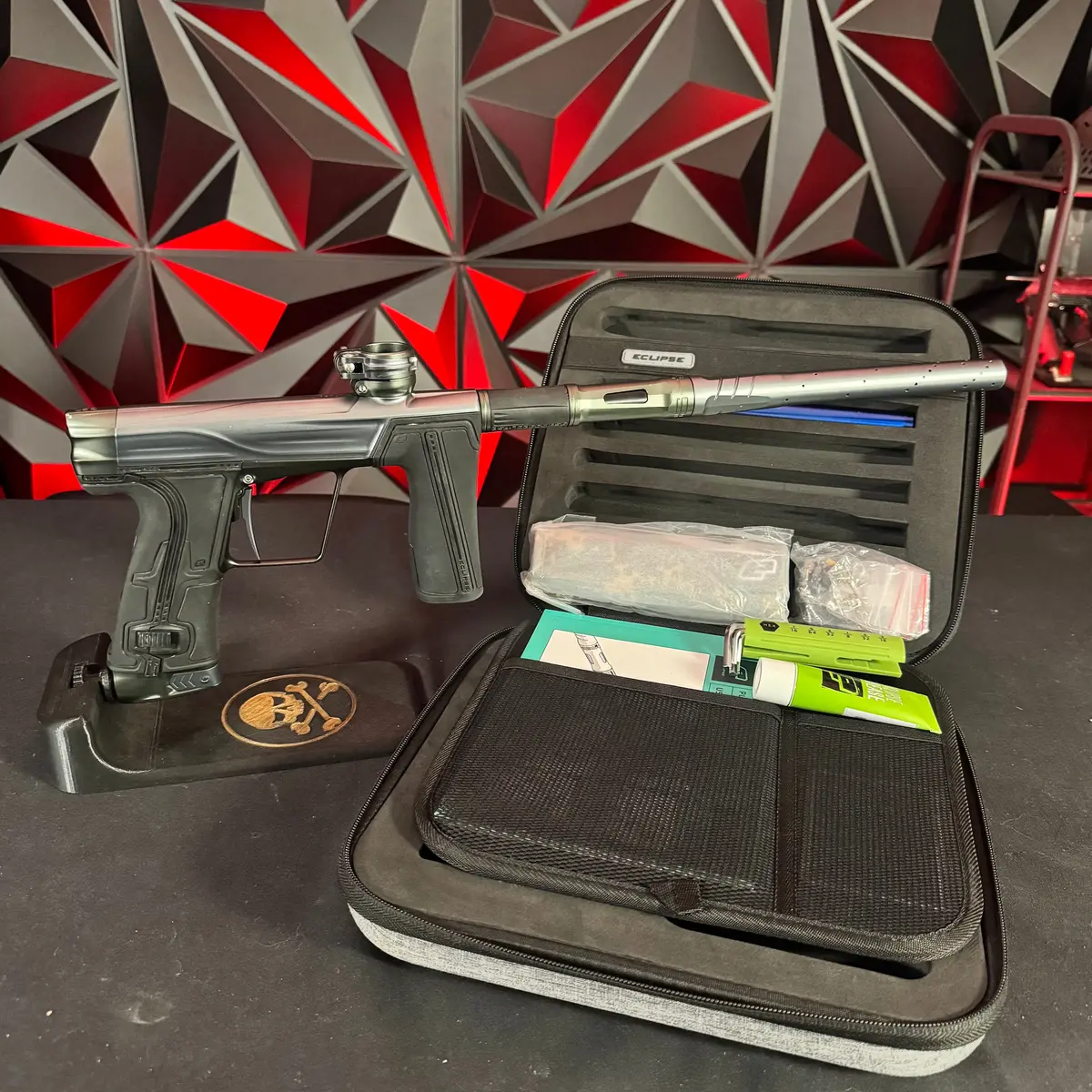 Used Planet Eclipse Geo R5 Paintball Gun - Resilience (Graphite/British Racing Green) 1