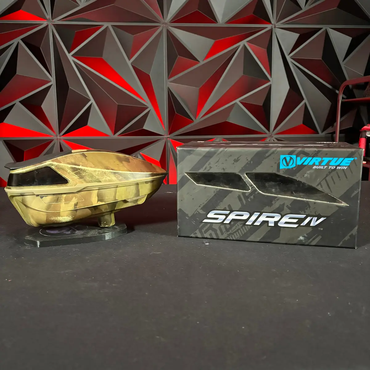Used Virtue Spire Iv Loader - Camo W/Rain Lid And Box 1