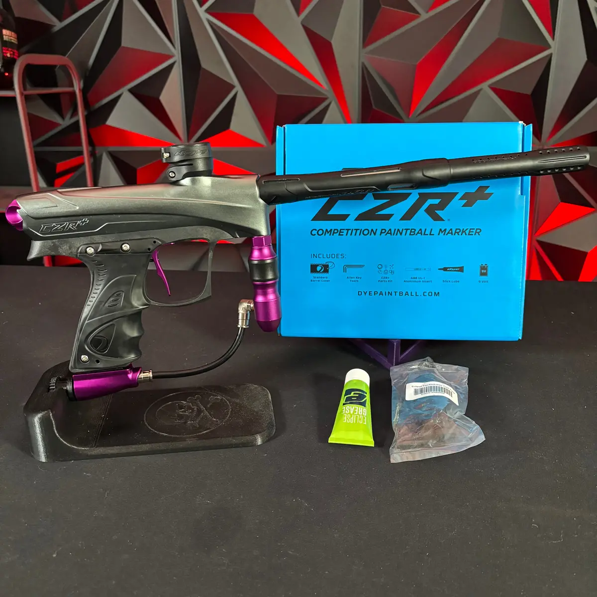 Used Dye Czr+ Paintball Gun - Pewter/Purple 1