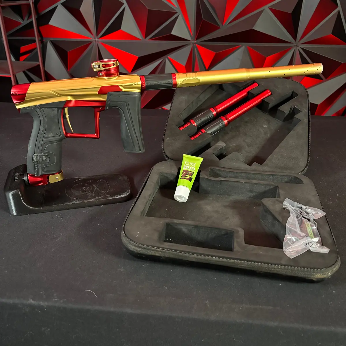 Used Planet Eclipse Geo 4 Paintball Gun - Fire Opal W/ 3 Fl Inserts 1