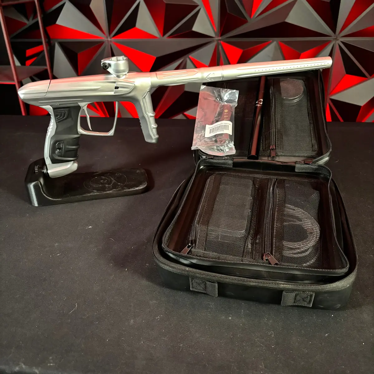 Used Dlx Luxe Idol Paintball Gun - Dust Pure Silver W/New Grips 1