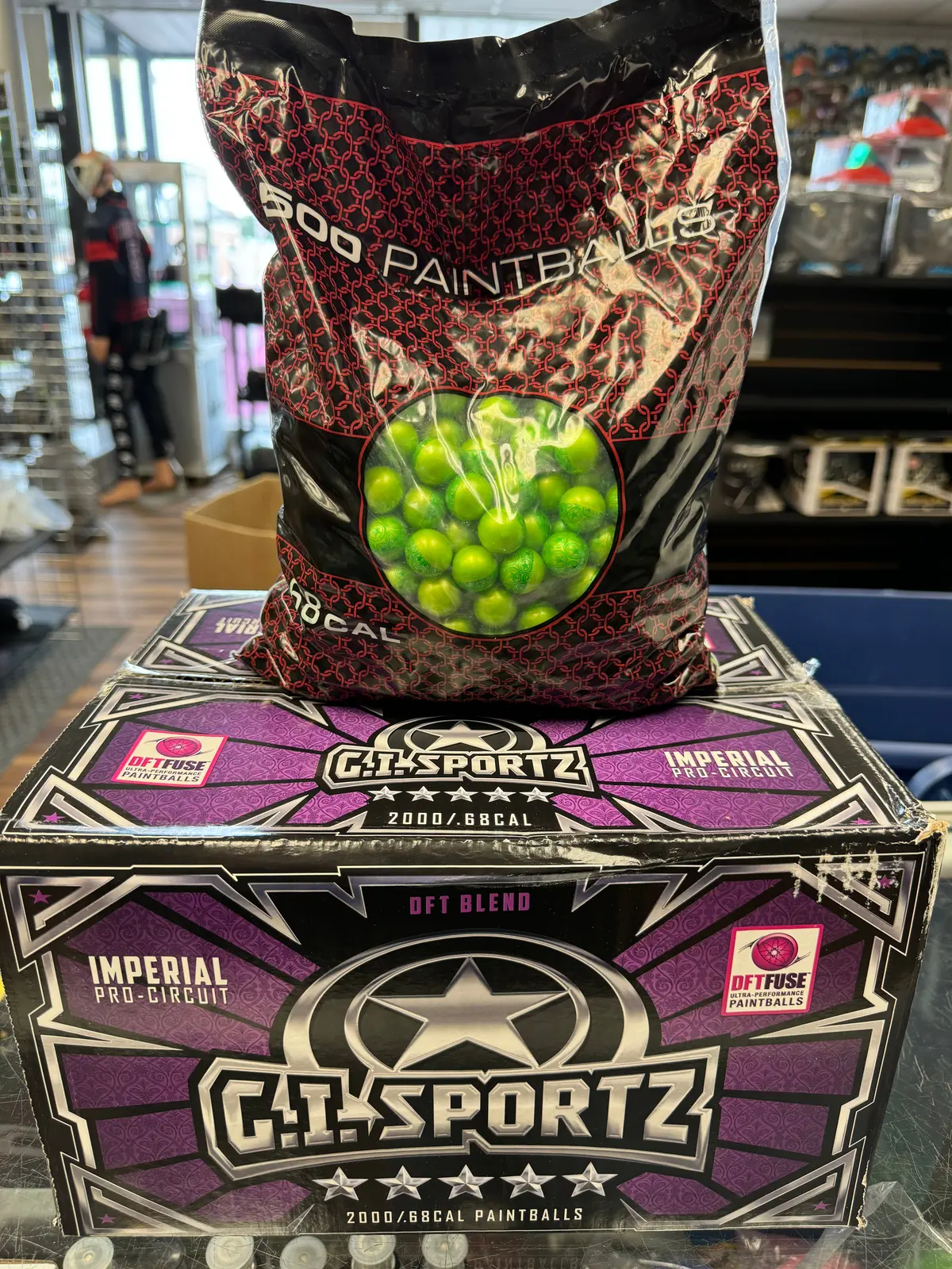 Gi Sportz 5 Star Paintballs - 2000 Paintballs - Metallic Lime Green Shell - Yellow Fill 1