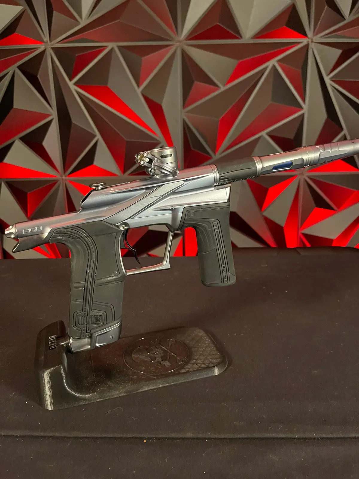Used Planet Eclipse Lv2 Paintball Gun -  Dark Grey/Dark Grey W/ 1R Trigger 1