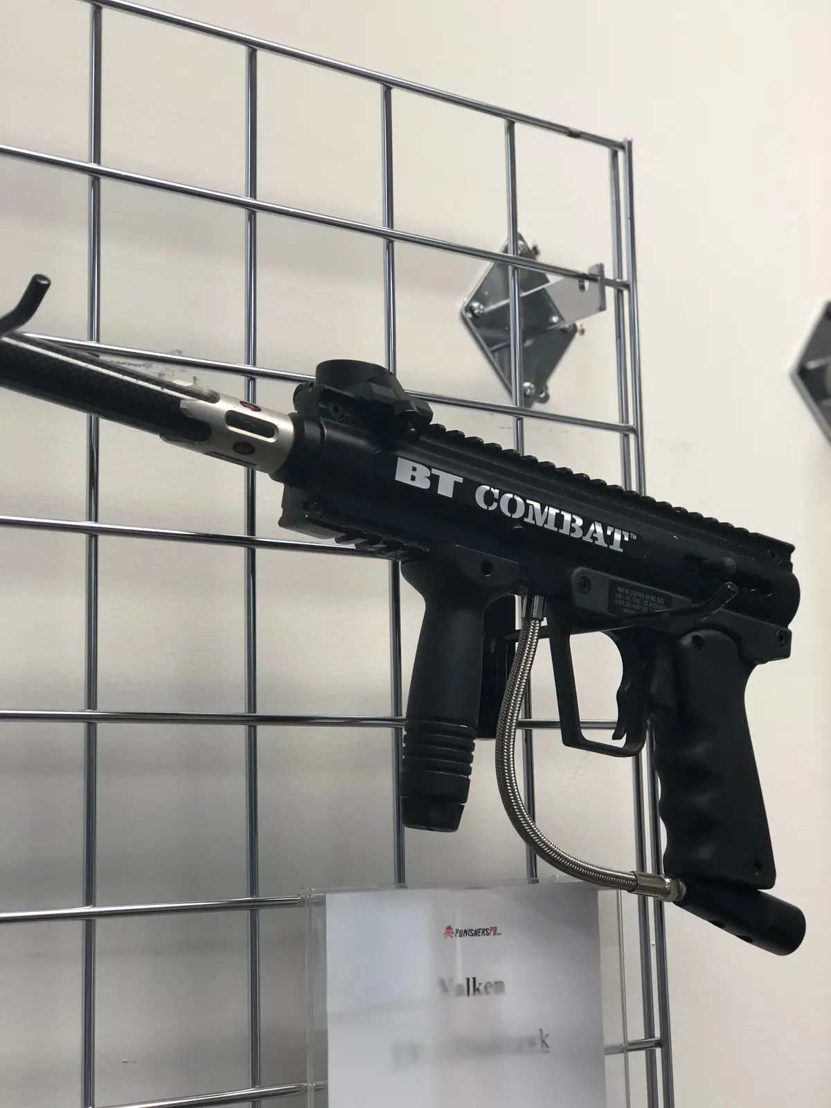 Used Empire Bt-4 Paintball Marker With Electronic Trigger 1
