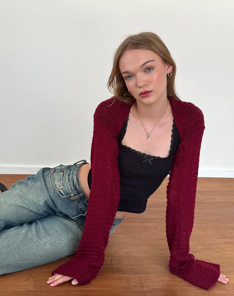 Nobila Knitted Shrug Top In Burgundy 1
