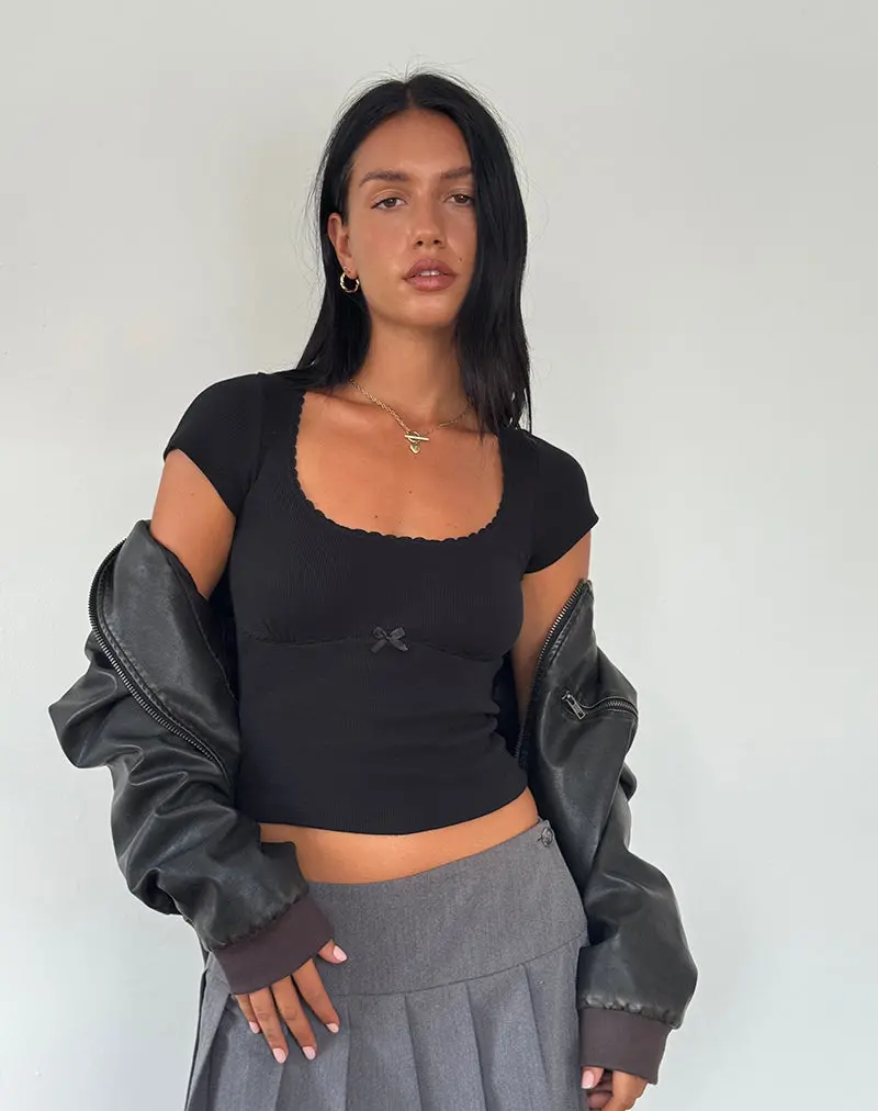 Rada Top In Rib Black 1