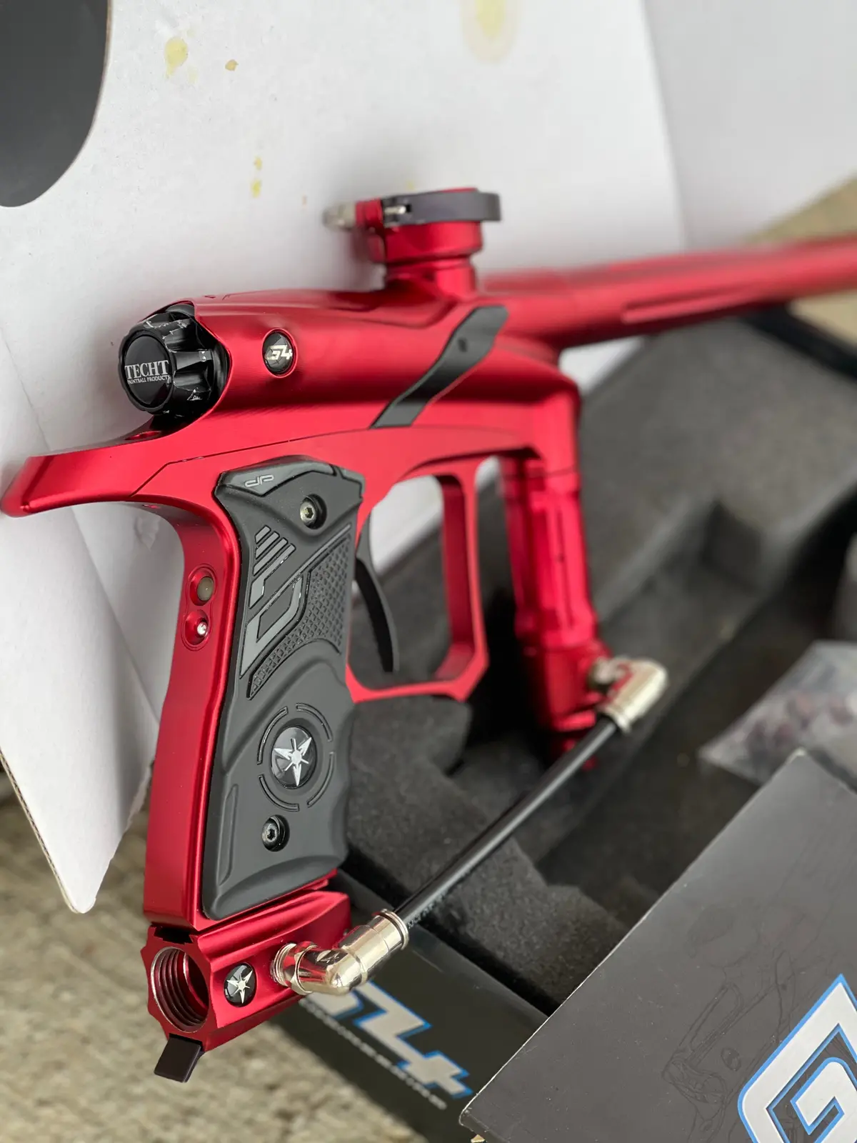 Used Dangerous Power G4 Paintball Gun - Red 1