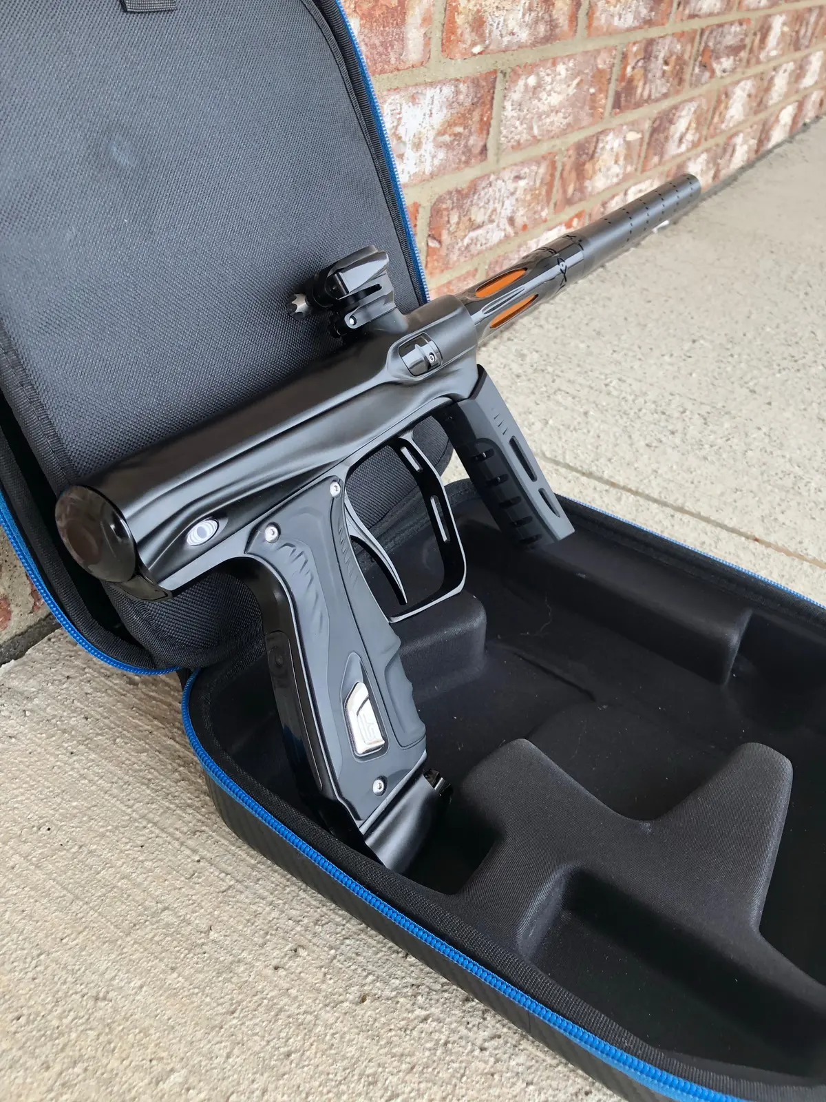 Used Shocker Xls Paintball Gun- Dust Black 1