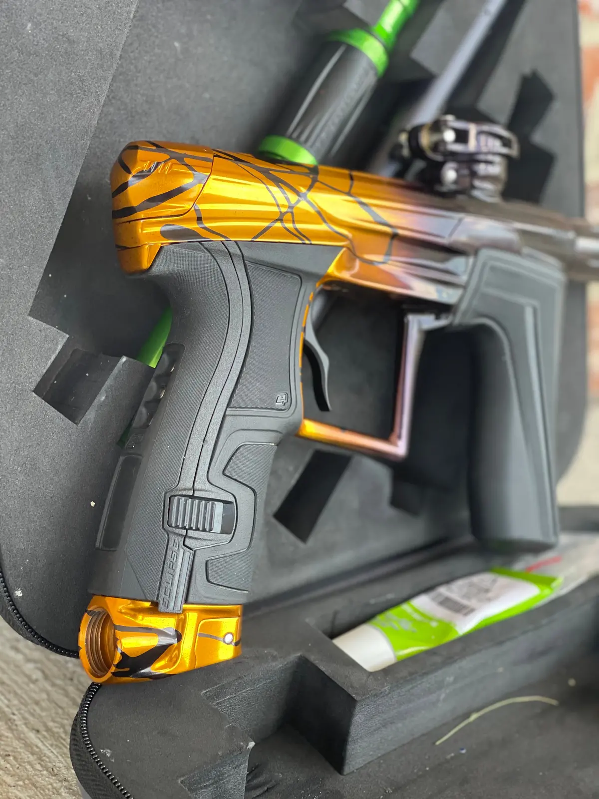 Used Planet Eclipse Geo 4 Paintball Gun - Black / Gold Splash 1