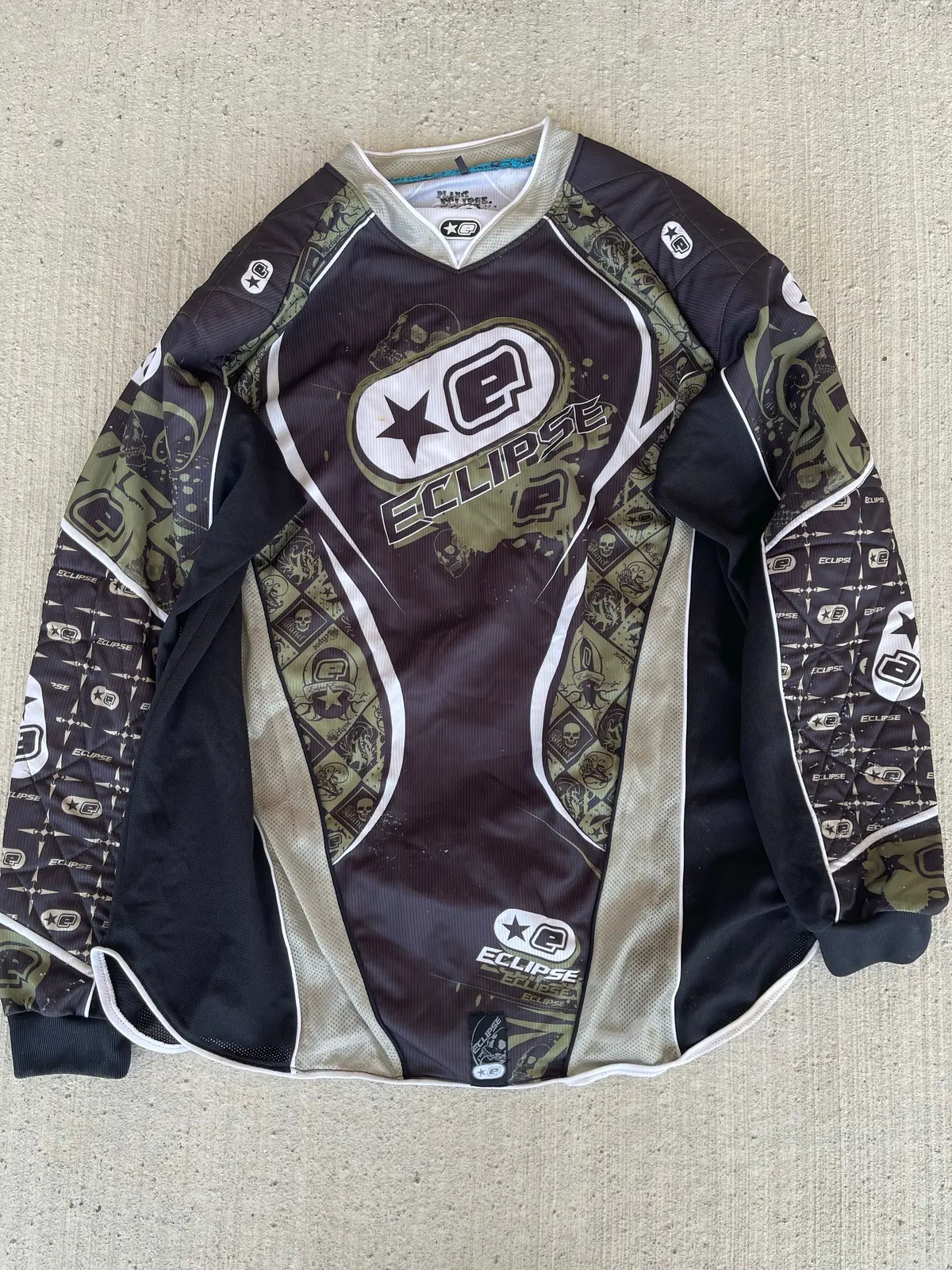 Used Planet Eclipse 2008 Distortion Paintball Jersey - Large 1