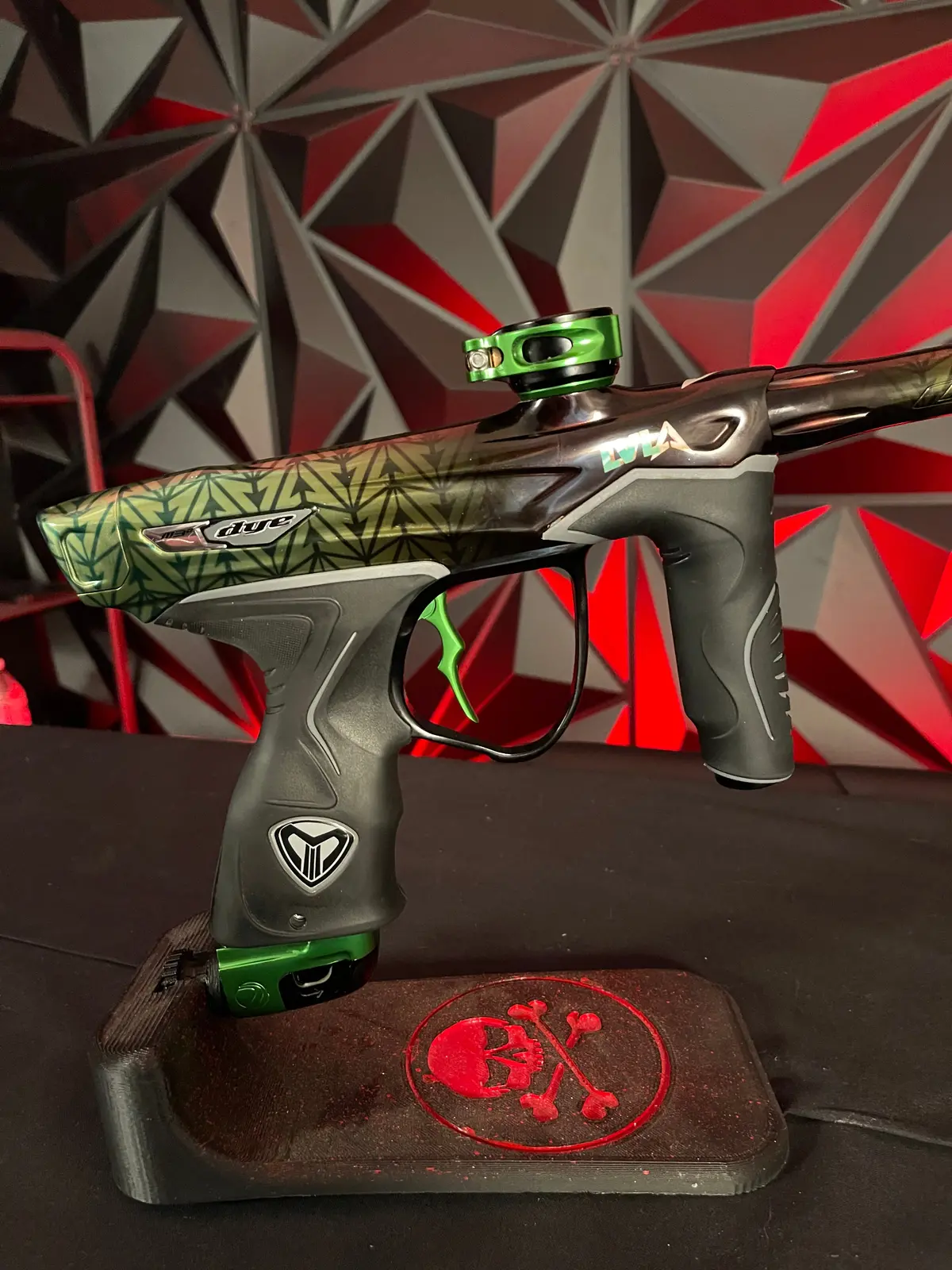 Used Dye M3+ Paintball Gun - Lvl Up 2022 W/ Mosair Board 1