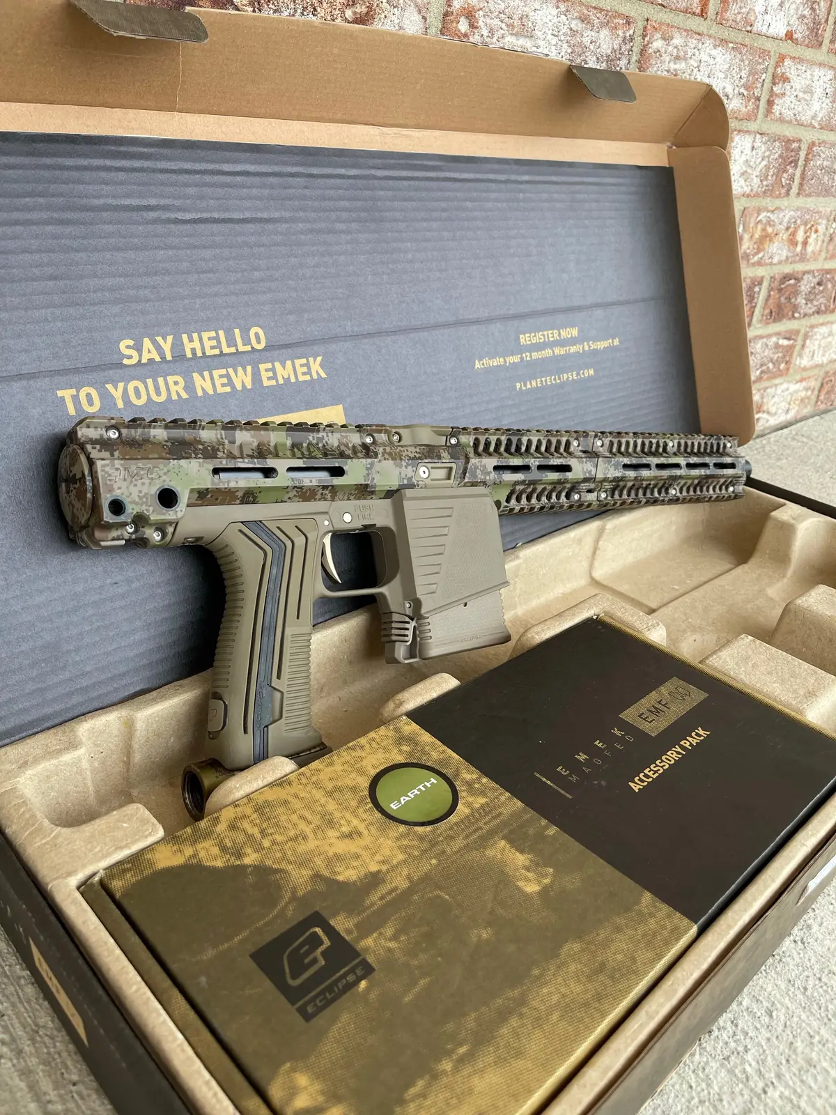 Used Planet Eclipse Emf100 Paintball Gun - Camo 1