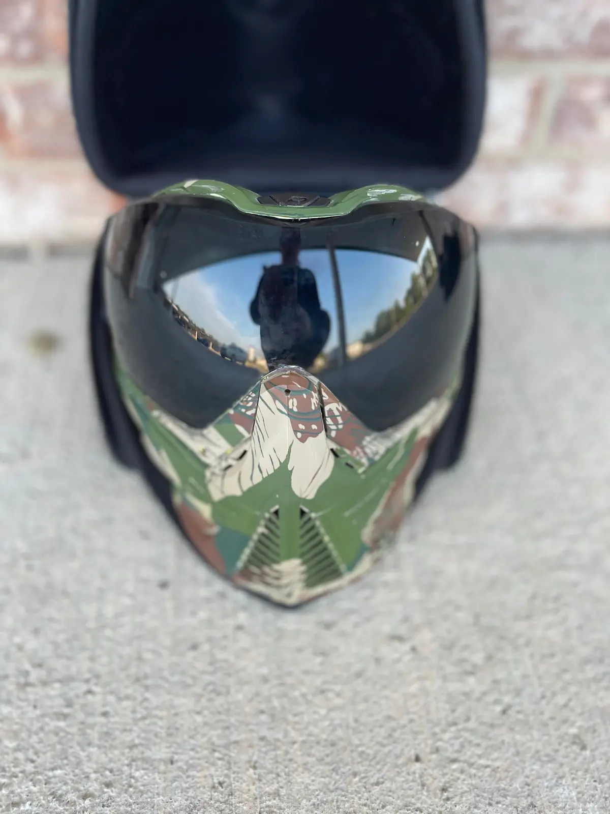 Used Push Unite Paintball Mask- Predator Camo W/ Hard Carry Case 1