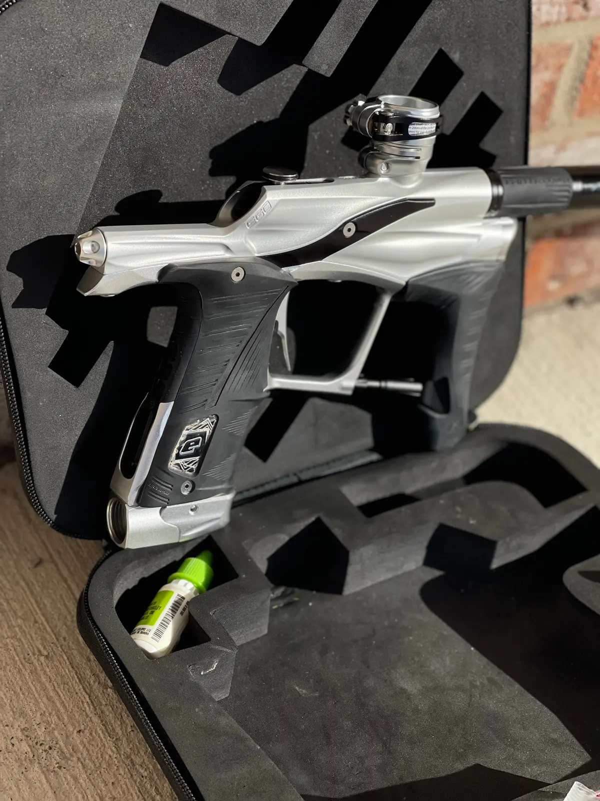 Used Planet Eclipse Lv1.5 Paintball Gun - Silver/Black (Stormtrooper) W/ Lv1 Asa And Feedneck 1