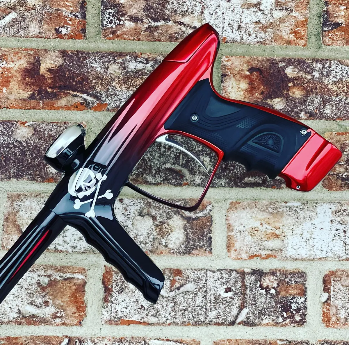 Dlx Luxe Tm40 Paintball Gun - Limited Edition Punisher's Fade 1