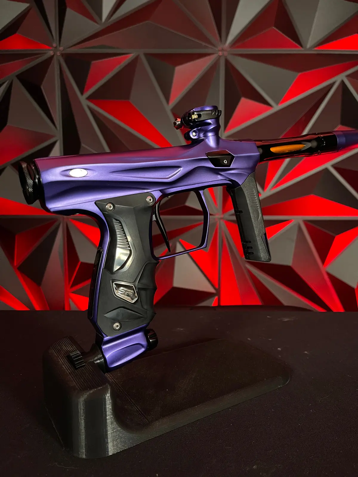 Used Shocker Amp Paintball Gun - Purple / Black 1