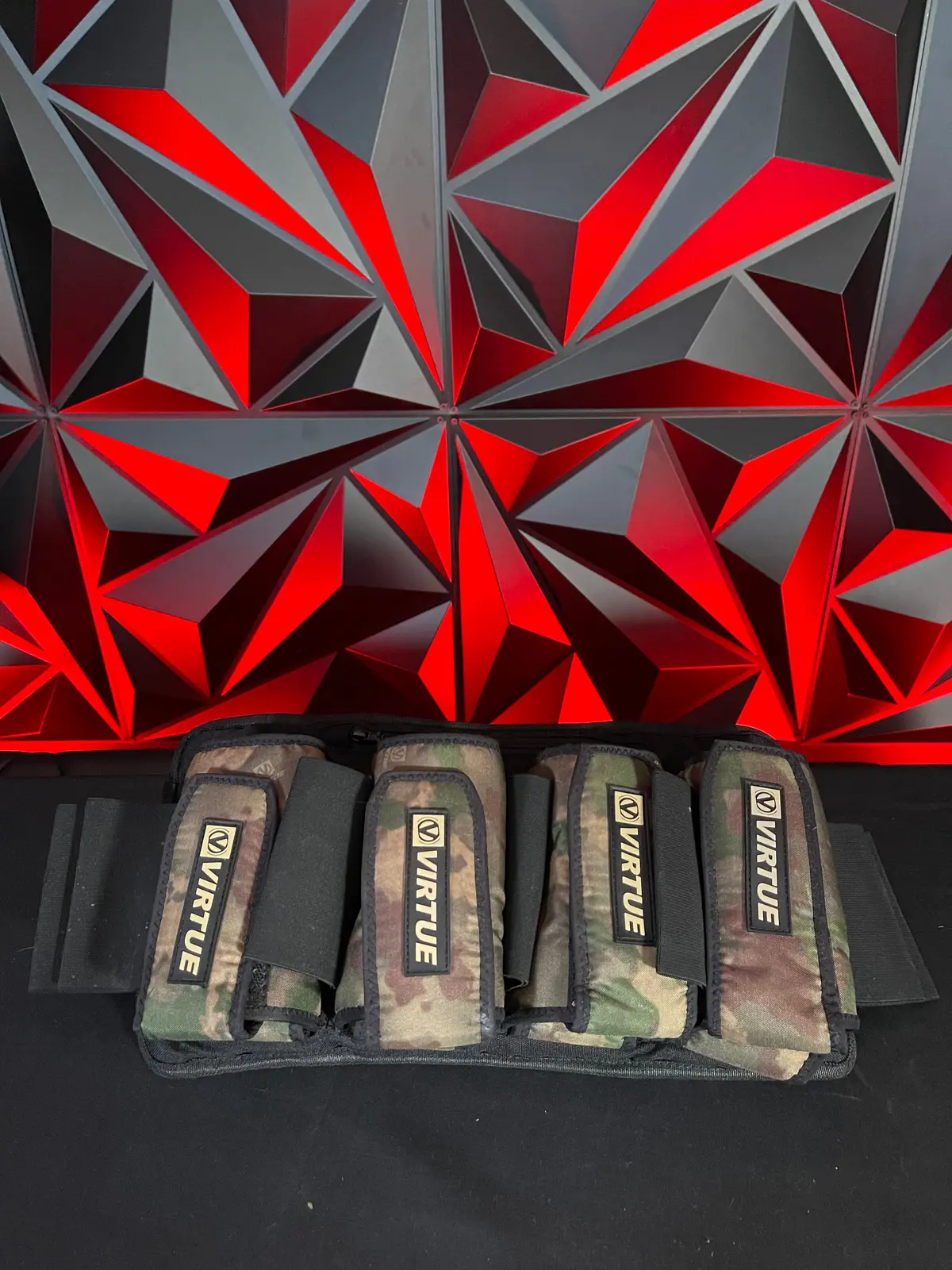 Used Virtue Elite 4+7 Paintball Pod Pack- Brush Reality Camo 1