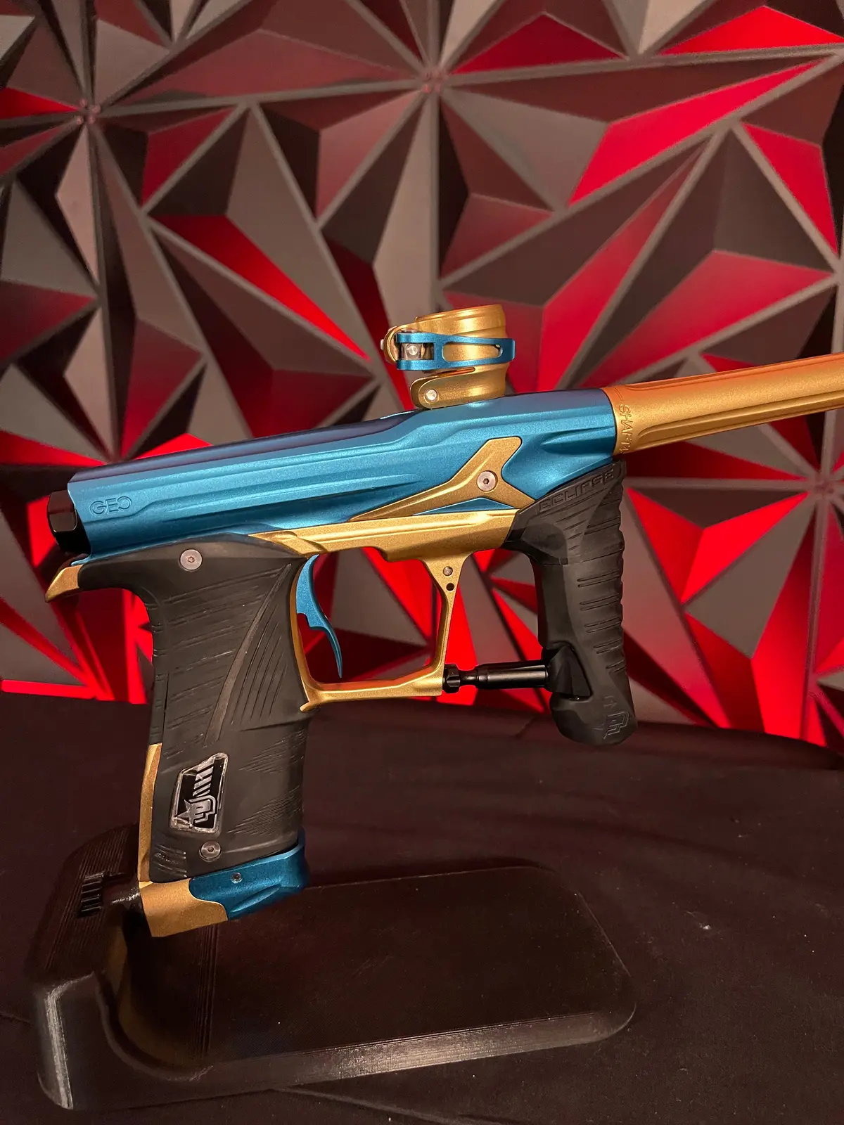 Used Planet Eclipse Geo 3.1 Paintball Gun - Blue/Gold 1