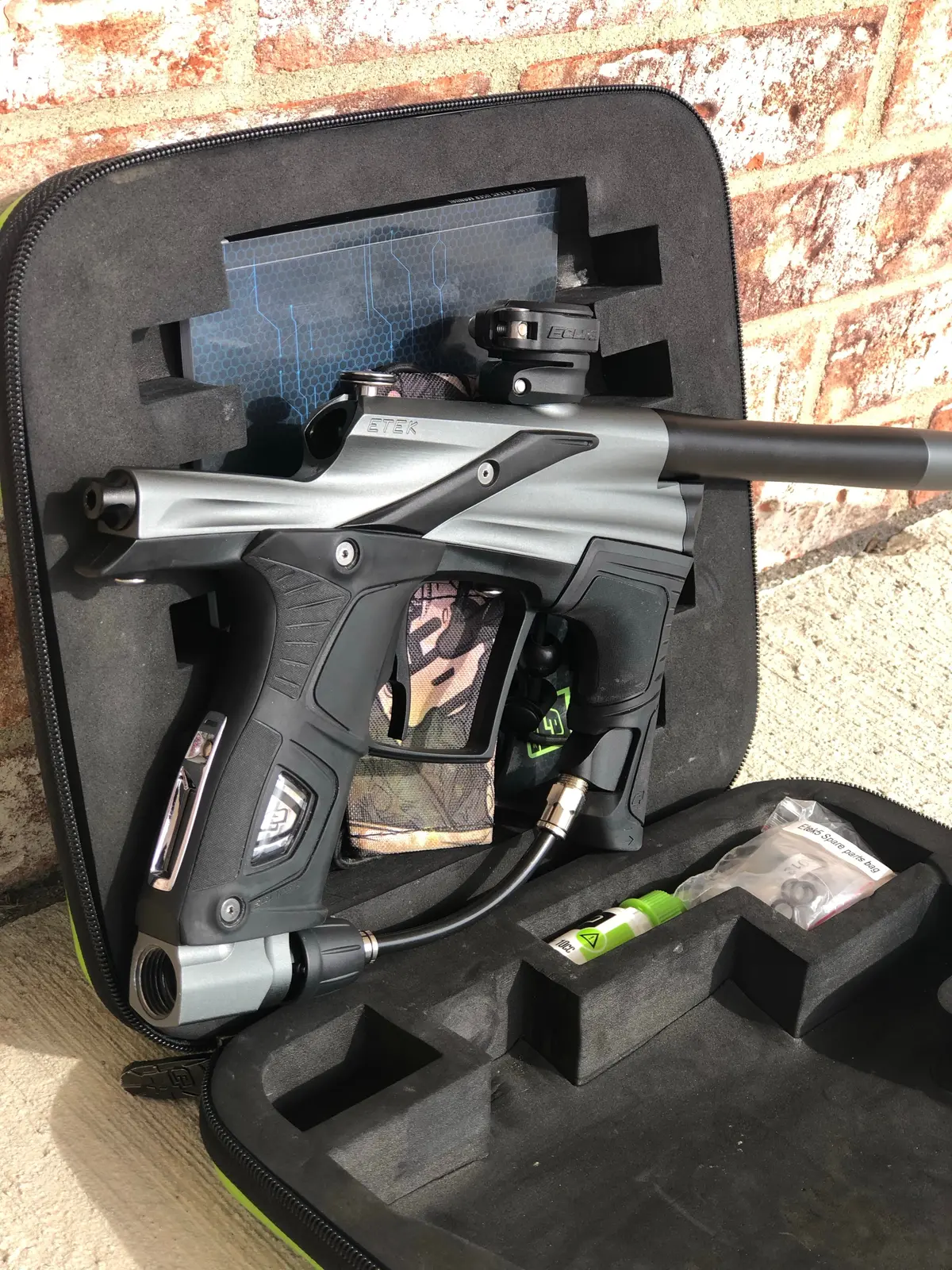 Used Planet Eclipse Etek 5 Oled Paintball Gun - Grey/Black 1