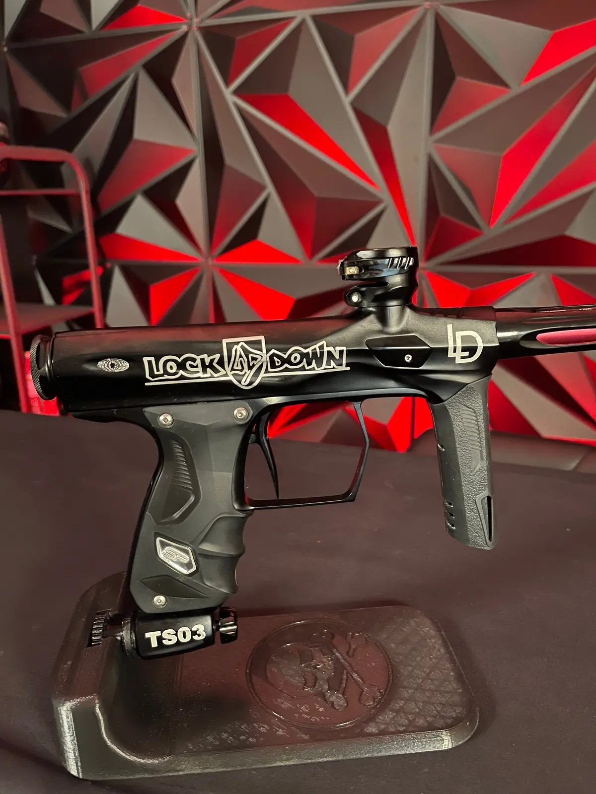 Used Shocker Amp Paintball Gun - Le Black Lockdown Team Edition #18 1