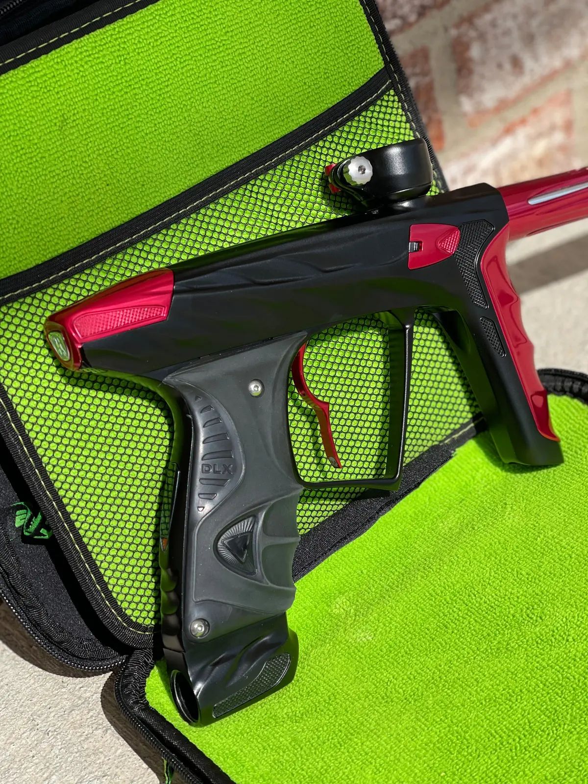 Used Dlx Hk Army A51 Luxe X Paintball Gun - Dust Black / Polished Red 1