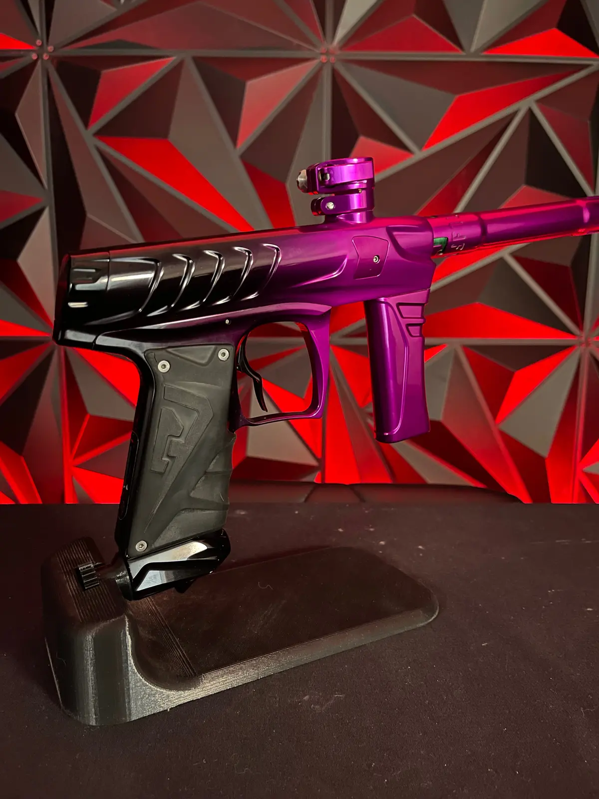 Used Field One Force Paintball Gun - Le Polished Purple/Black Fade 1