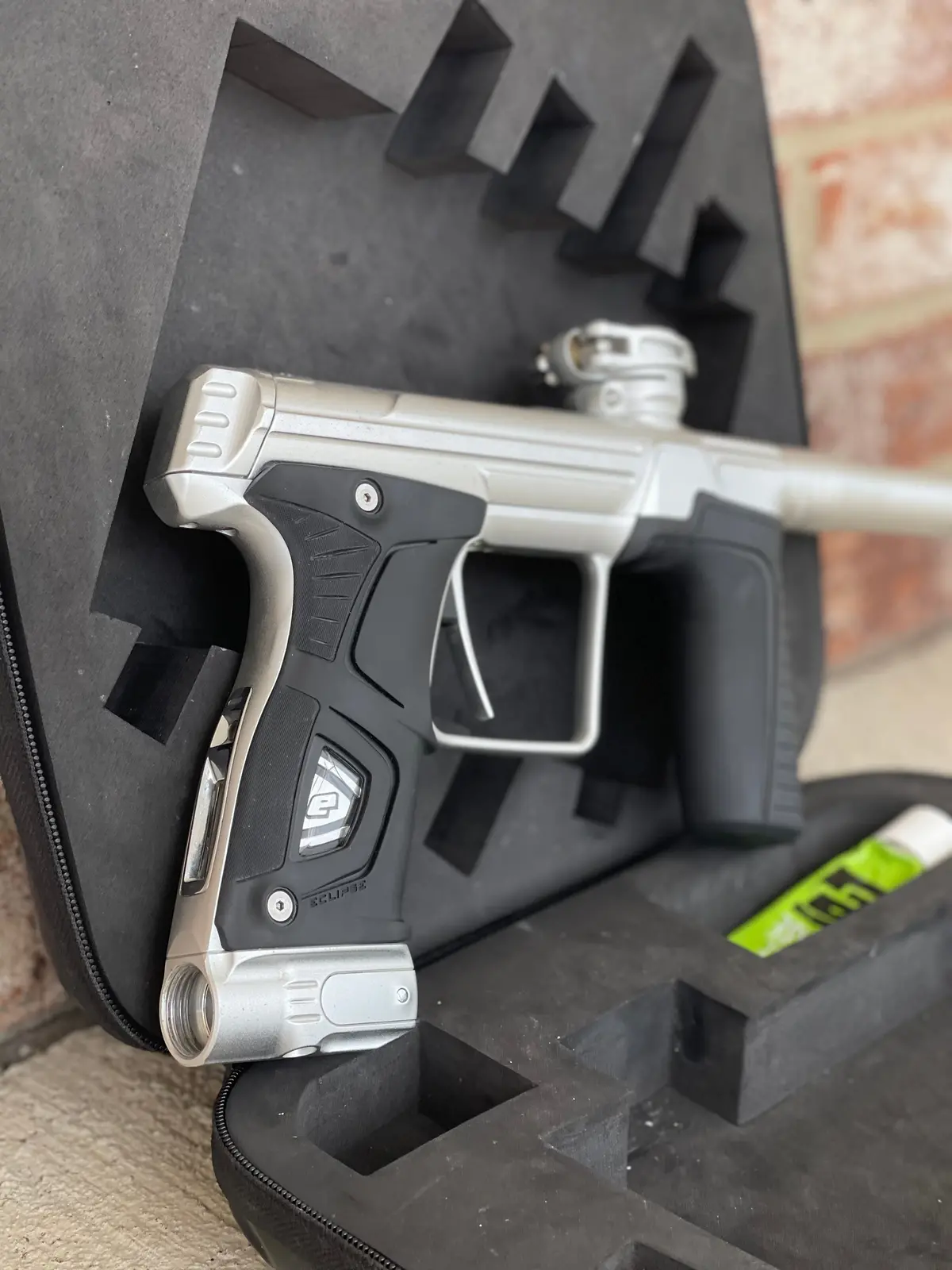 Used Planet Eclipse 170R Paintball Gun - Silver 1