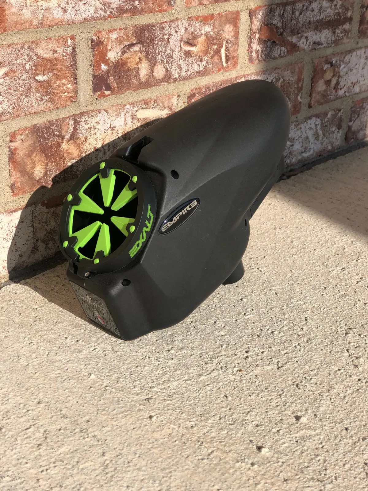 Used Empire Halo 2 Paintball Loader With Exalt Lime Speed Feed 1