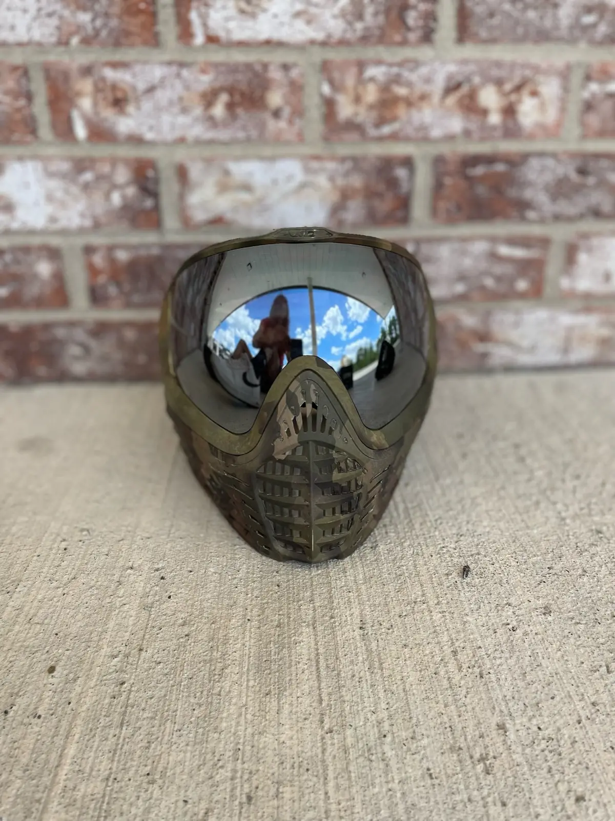 Used Virtue Vio Contour 2 Paintball Mask- Brush Camo W/ 2 Lens W/ Soft Goggle Bag 1