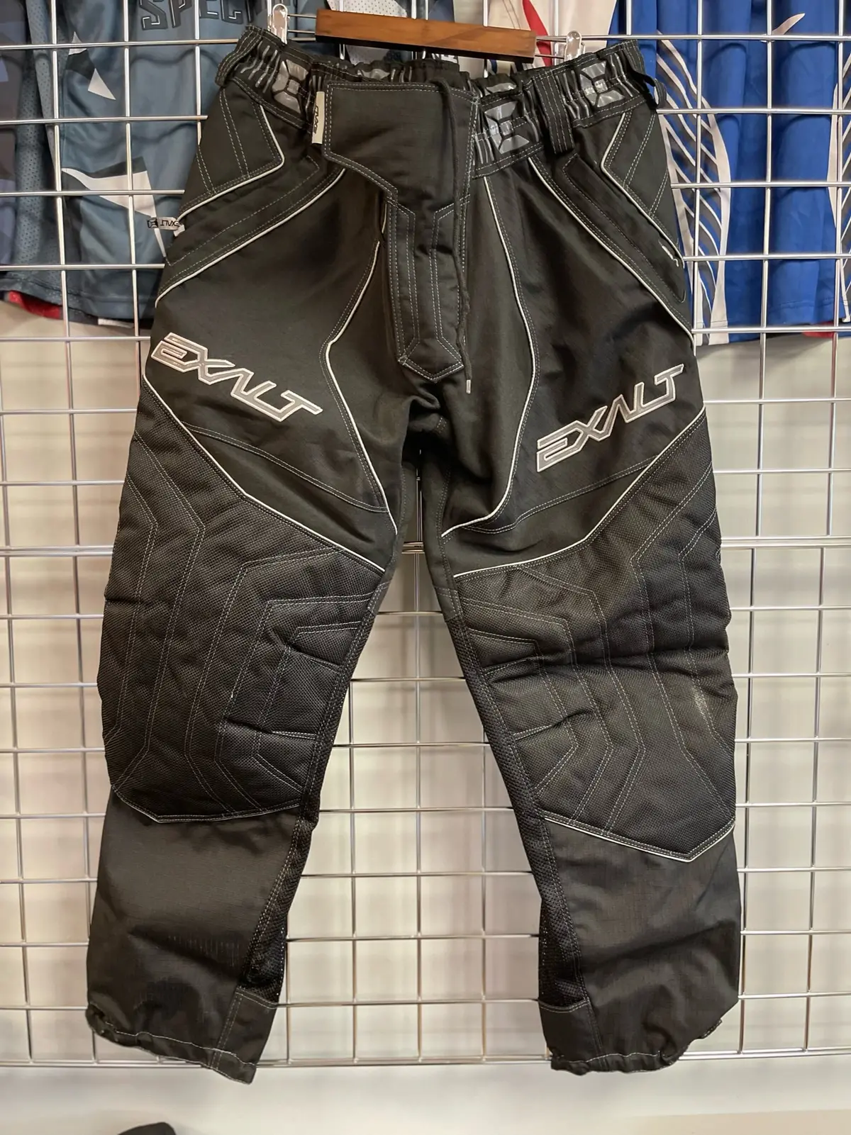Used Exalt T4 Paintball Pants - Black - Large 1