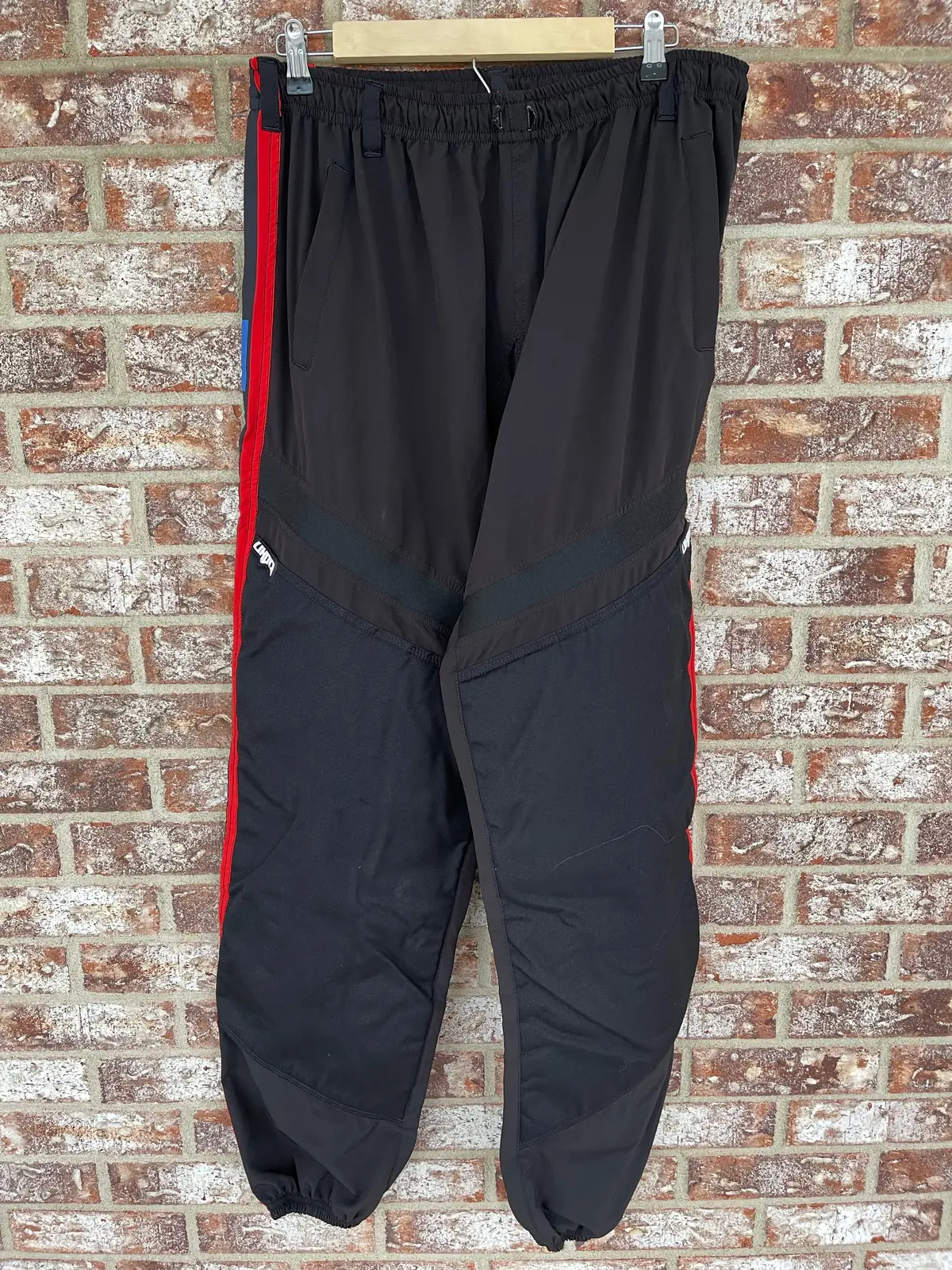 Used Undr Paintball Jogger - Black / Red - 2Xl 1