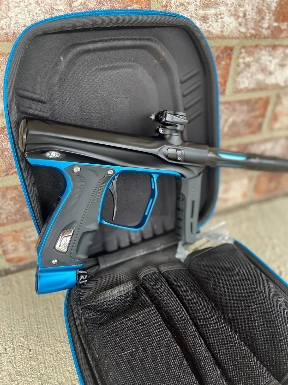 Used Shocker Xls Paintball Gun - Dust Black W/ Blue Trigger Frame 1